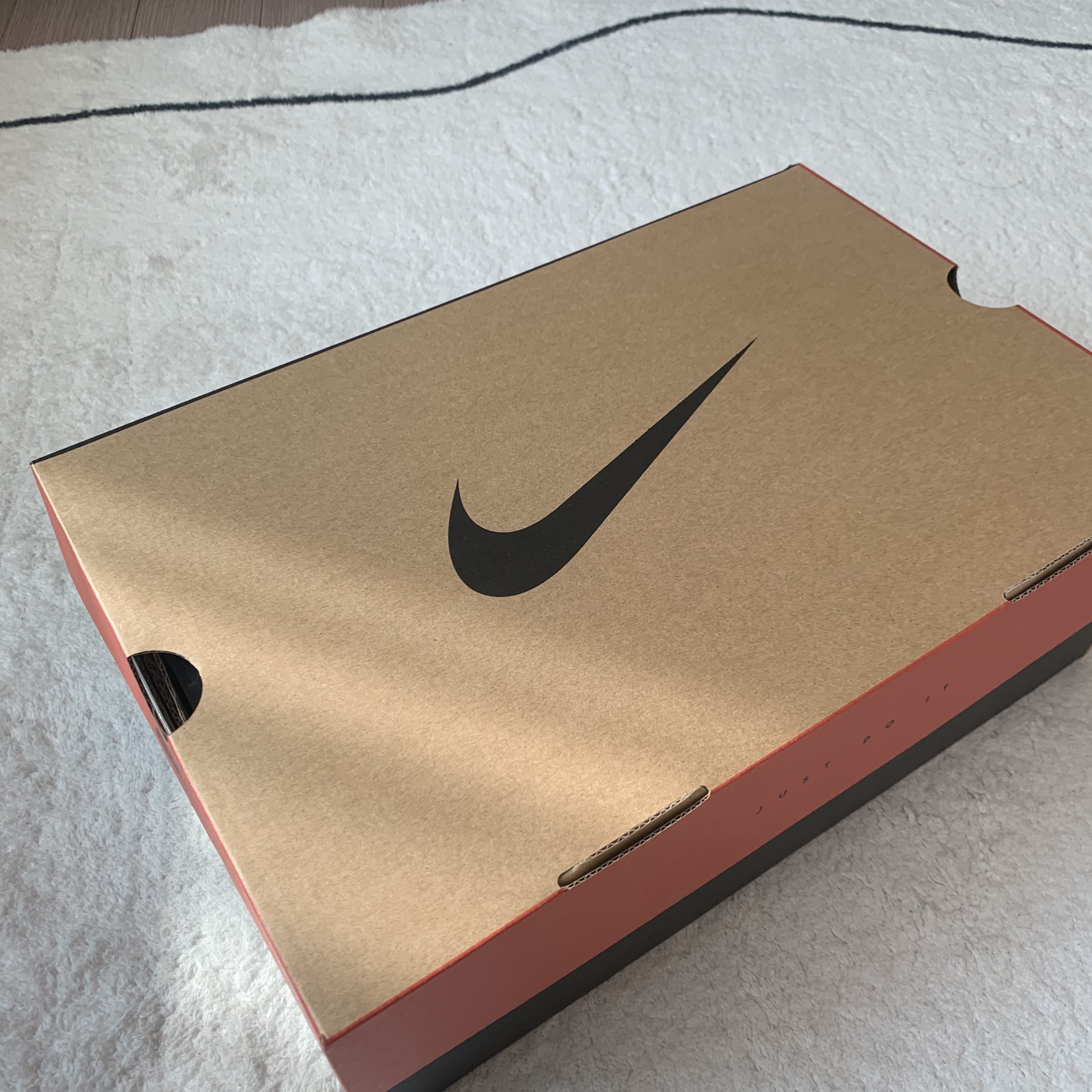 Nike Air Force 1 Mid '07 Color of the Month Summit White 착용 스타일 - 5