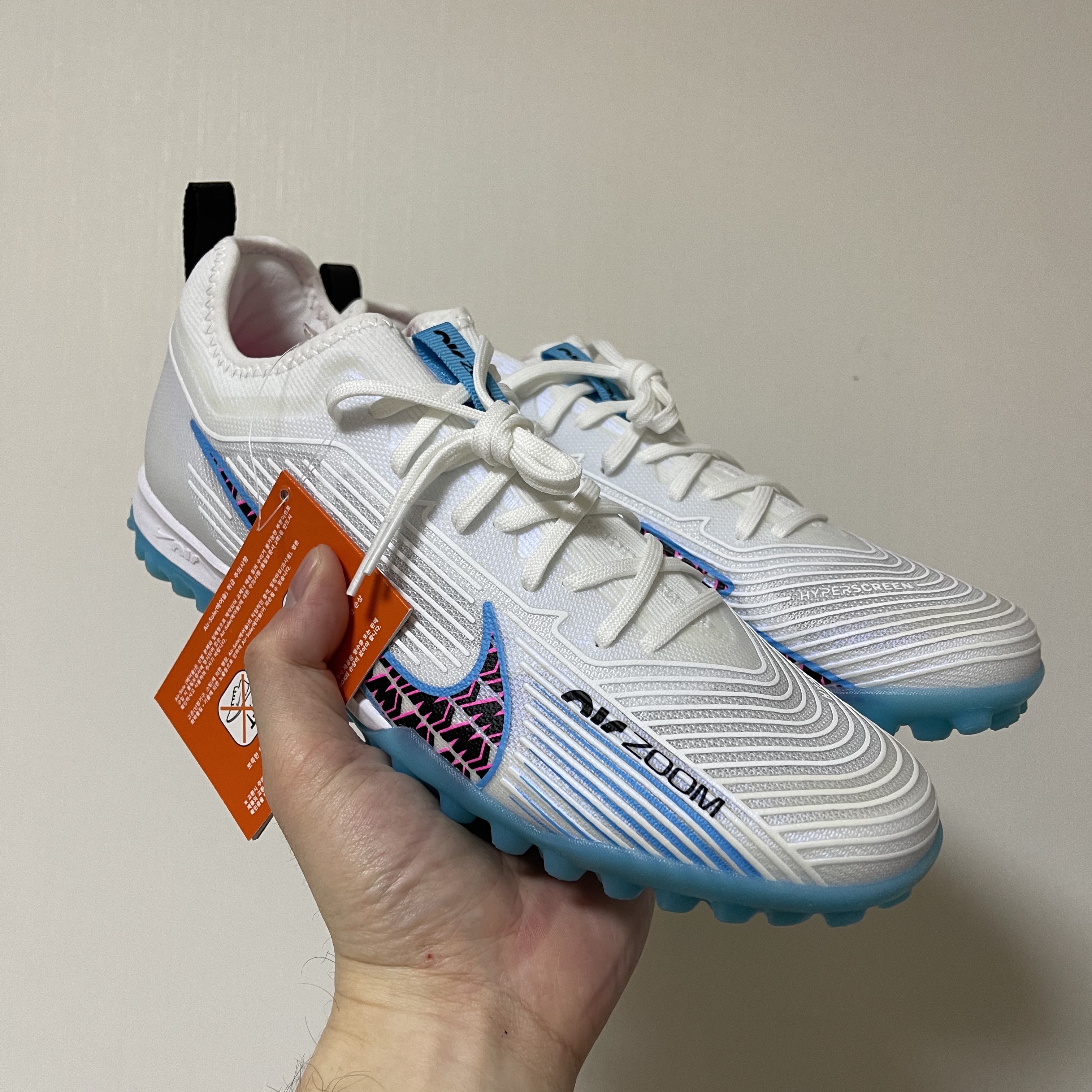 Nike Zoom Mercurial Vapor 15 Pro TF White Baltic Blue 착용 스타일 - 3