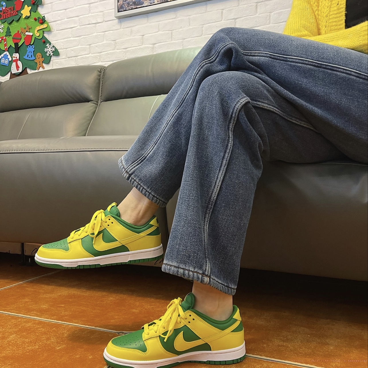Nike Dunk Low Apple Green and Yellow Strike 착용 스타일 - 1