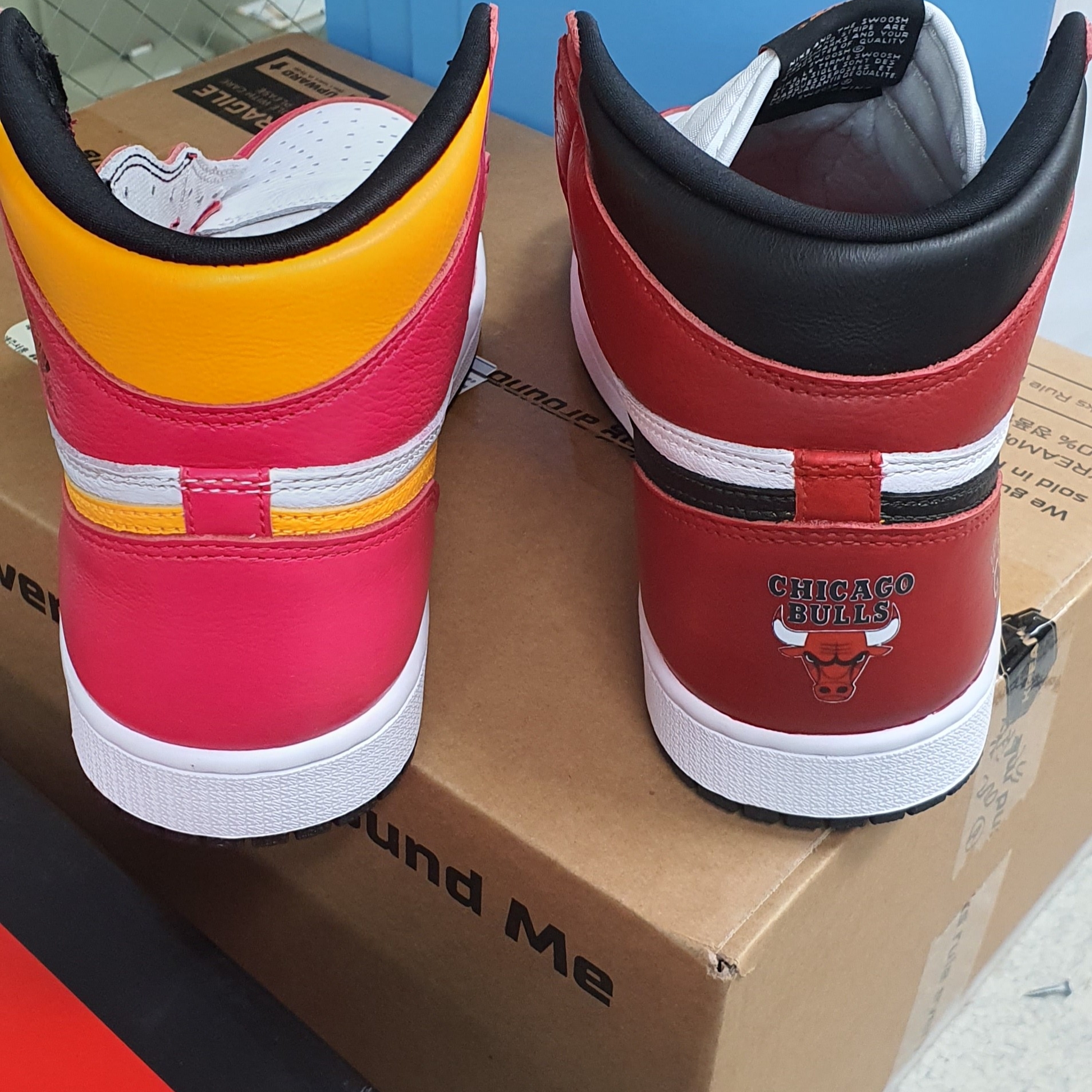 Jordan 1 Retro High OG Light Fusion Red 착용 스타일 - 4