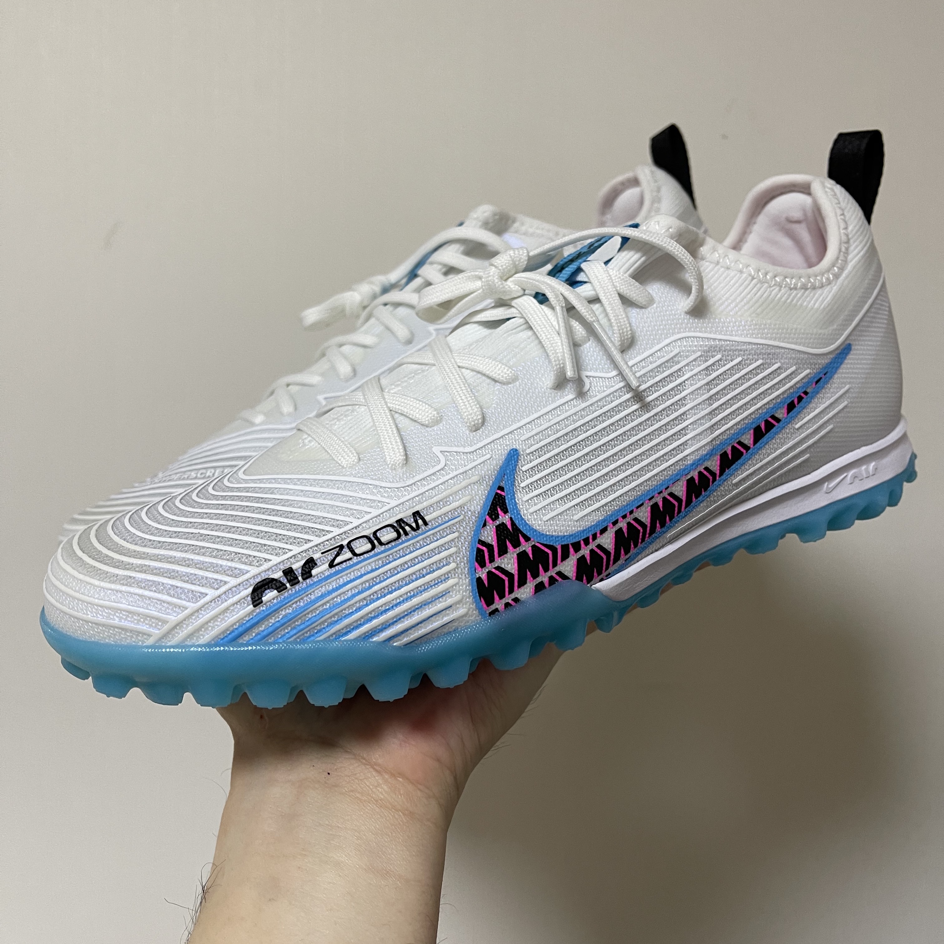 Nike Zoom Mercurial Vapor 15 Pro TF White Baltic Blue 착용 스타일 - 4
