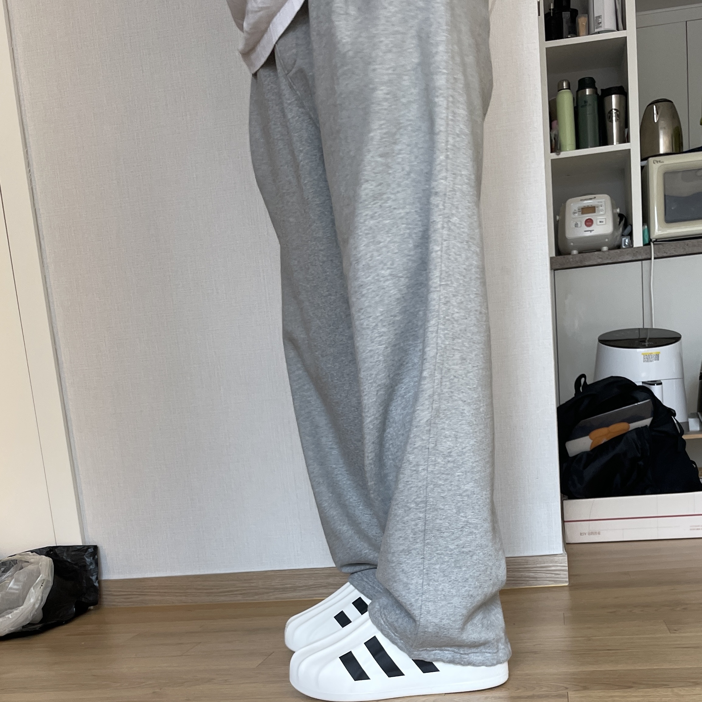 Adidas Adifom Superstar Core White 착용 스타일 - 4