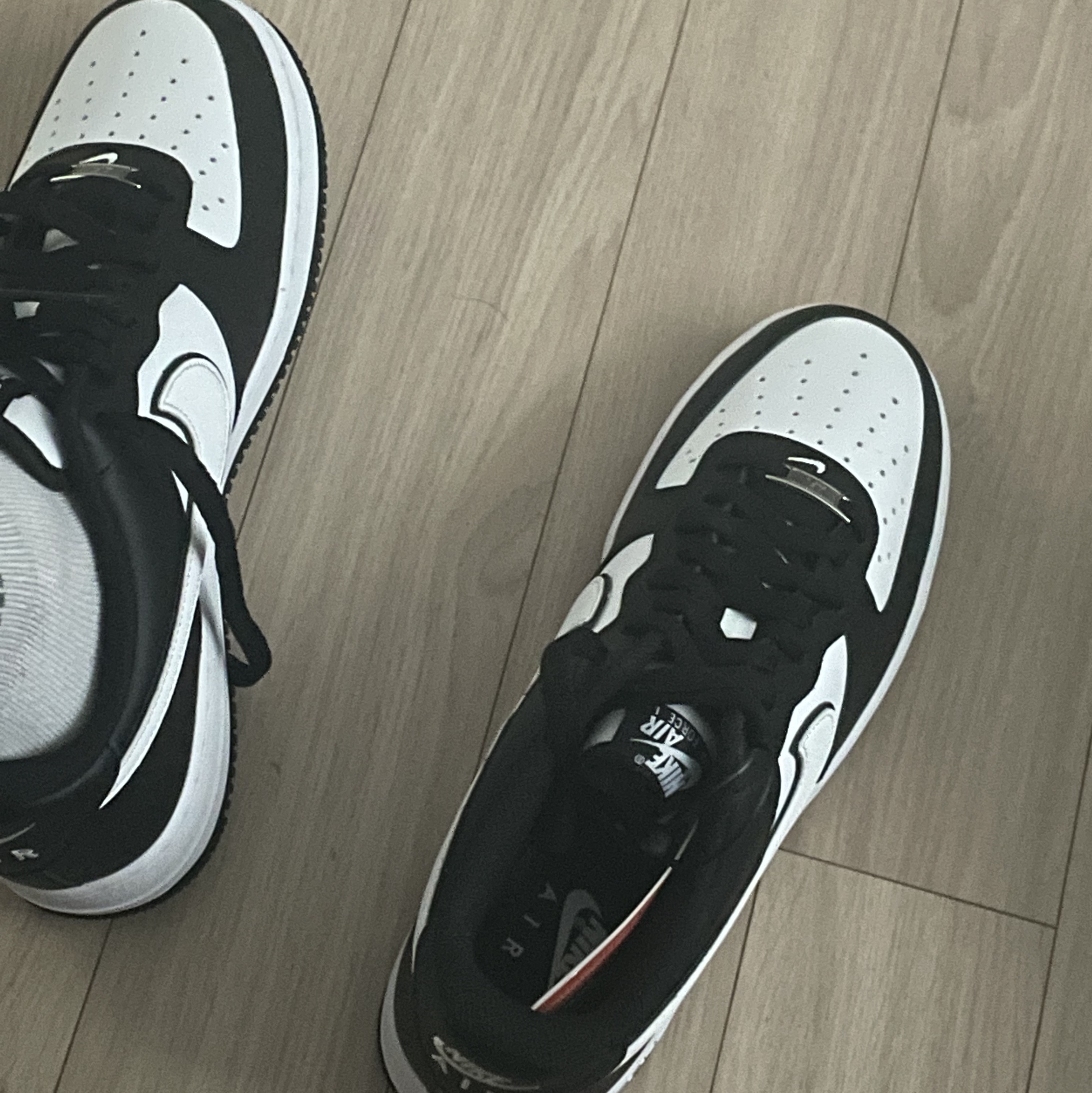 Nike Air Force 1 '07 Black White 착용 스타일