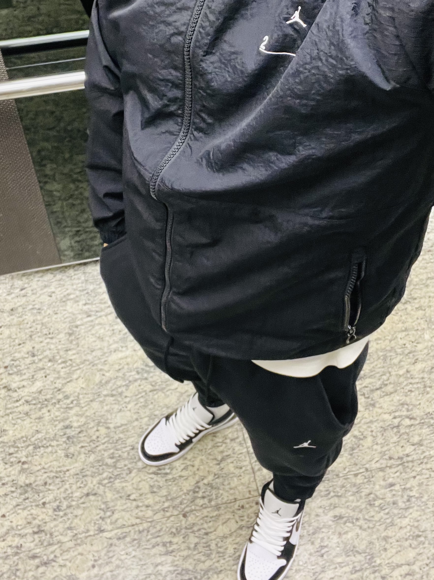 Jordan 1 Low SE Concord 착용 스타일 - 2