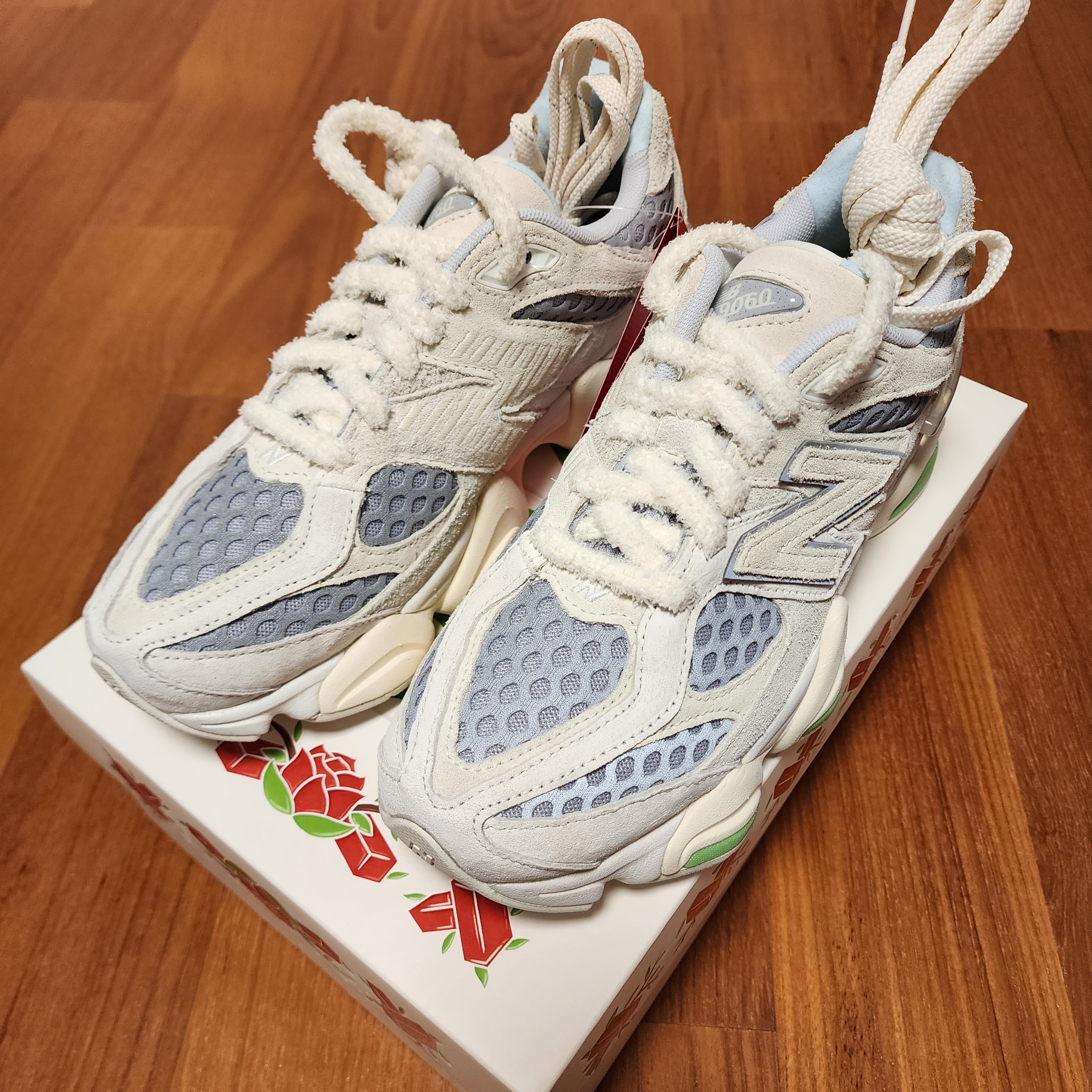 New Balance x Bricks & Wood 9060 Angora Rain Cloud 착용 스타일 - 3