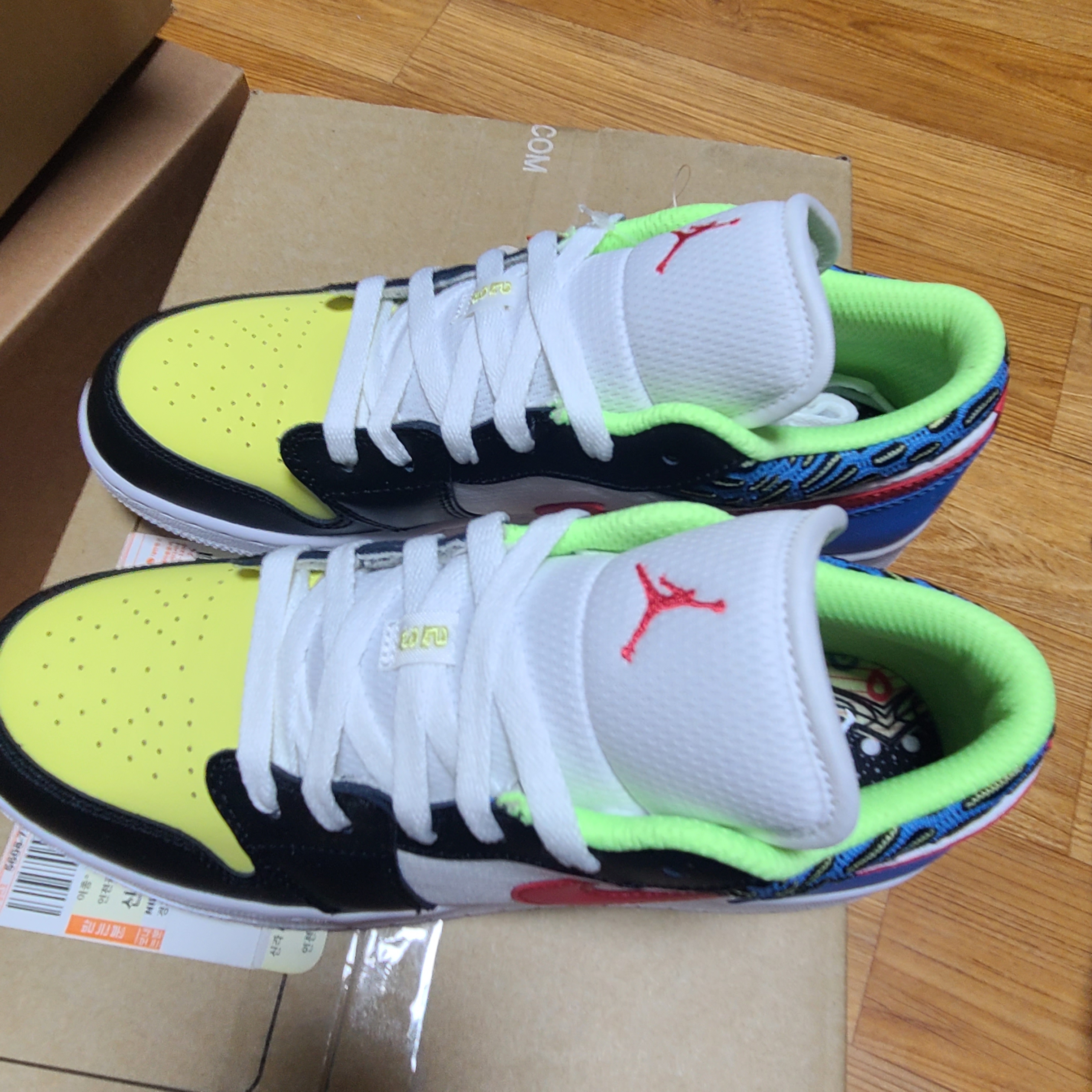 (GS) Jordan 1 Low Light Fusion Red 착용 스타일 - 1