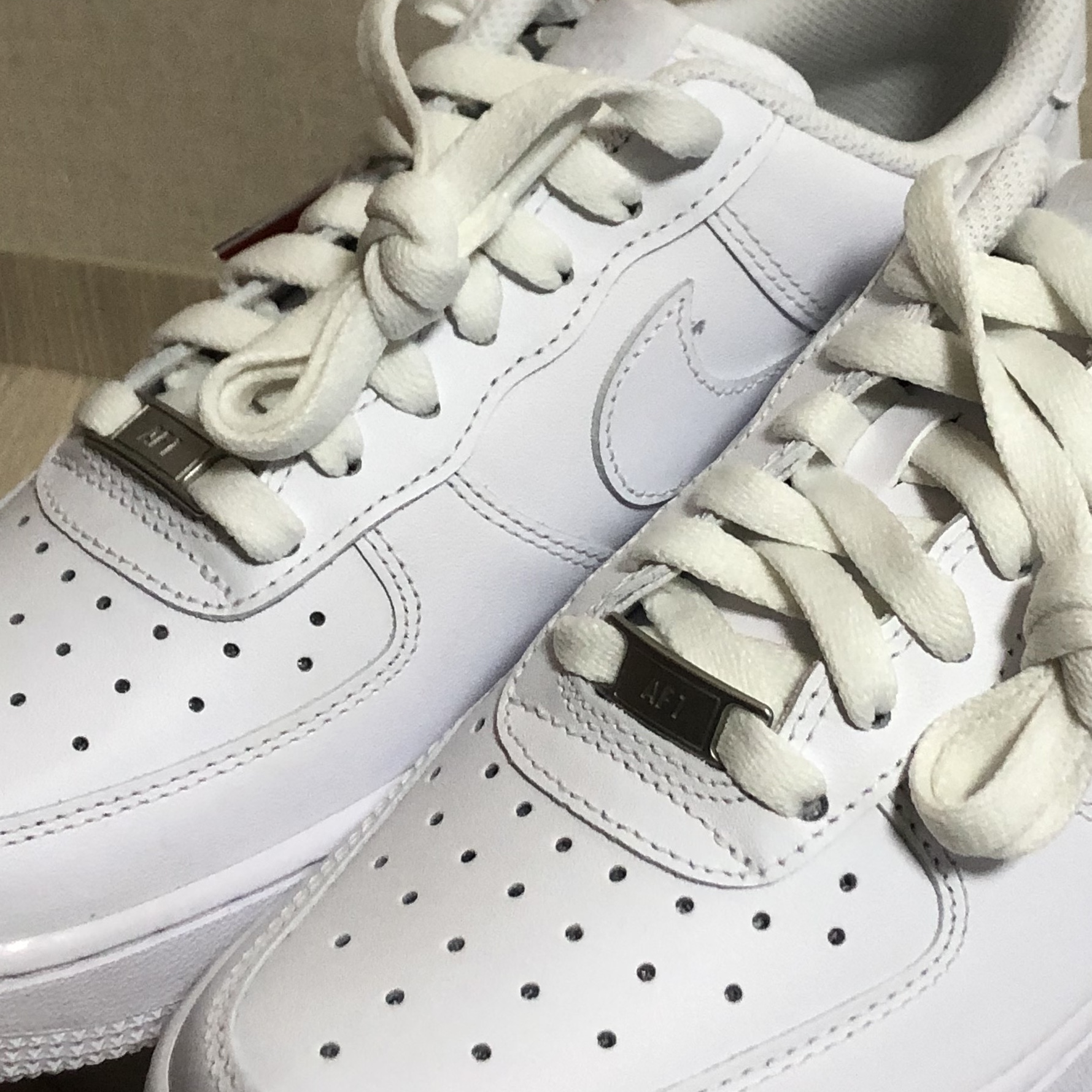 (W) Nike Air Force 1 '07 Low White 착용 스타일 - 2