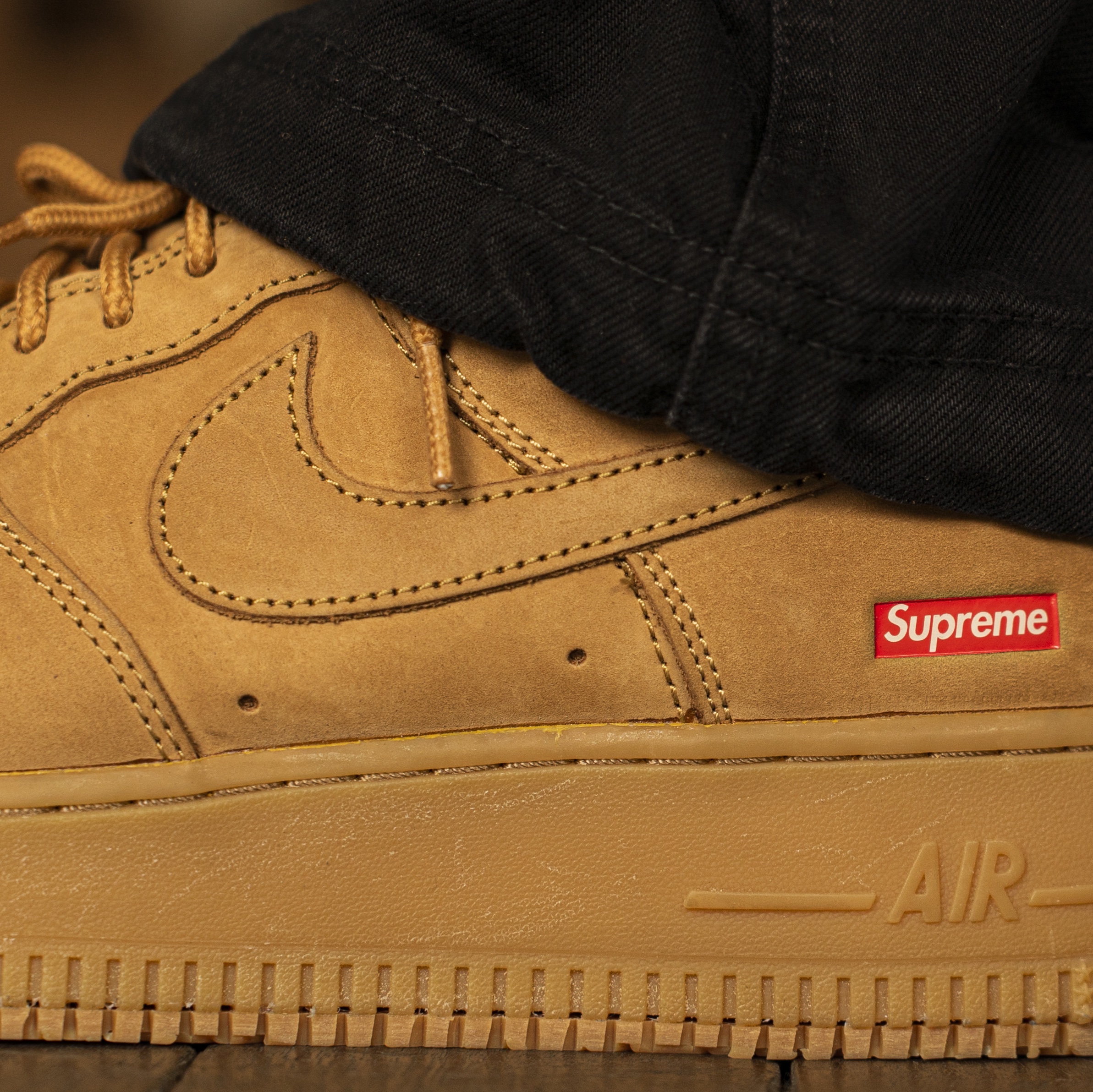 Supreme x The North Face Cargo Jacket Black - 20SS, Supreme x Nike ACG Belted Denim Pants Black - 22FW 착용 스타일 - 5