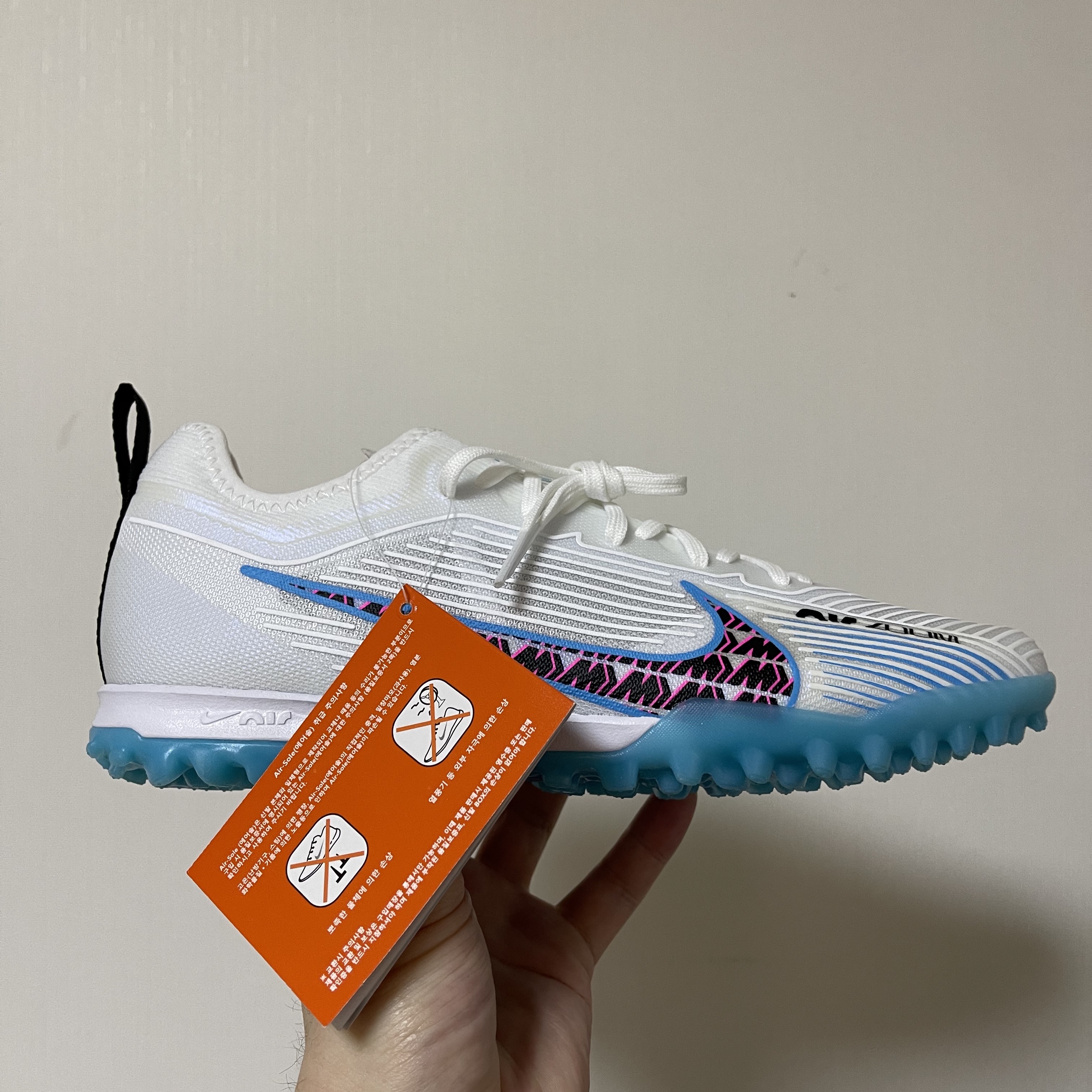 Nike Zoom Mercurial Vapor 15 Pro TF White Baltic Blue 착용 스타일 - 2