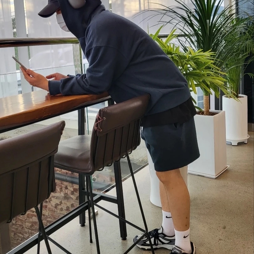 Asics Gel-Venture 6 SPS Glacier Grey, Apple AirPods Max Lightning Space Gray (Korean Ver.) 착용 스타일