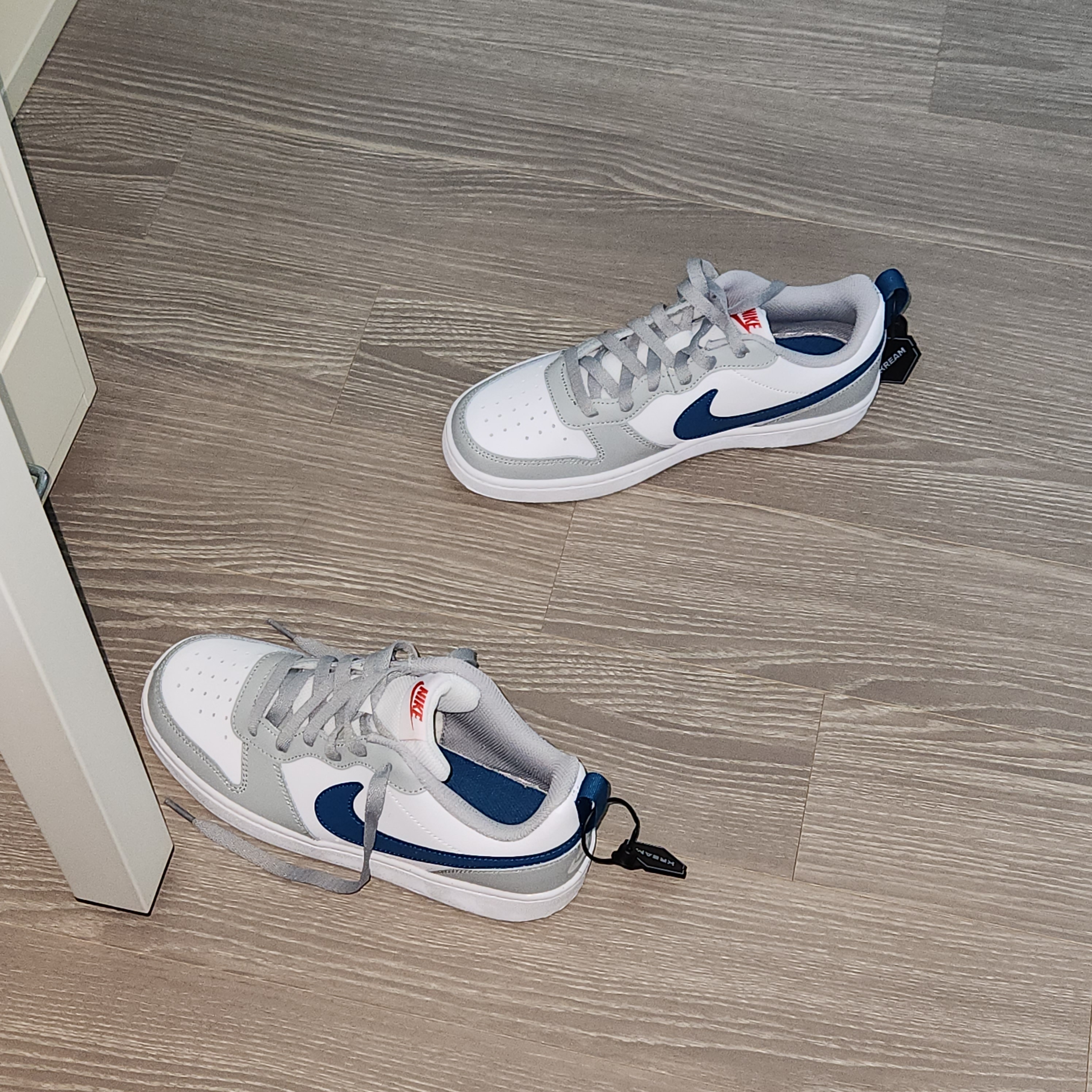 (GS) Nike Court Borough Low 2 Light Smoke Grey 착용 스타일