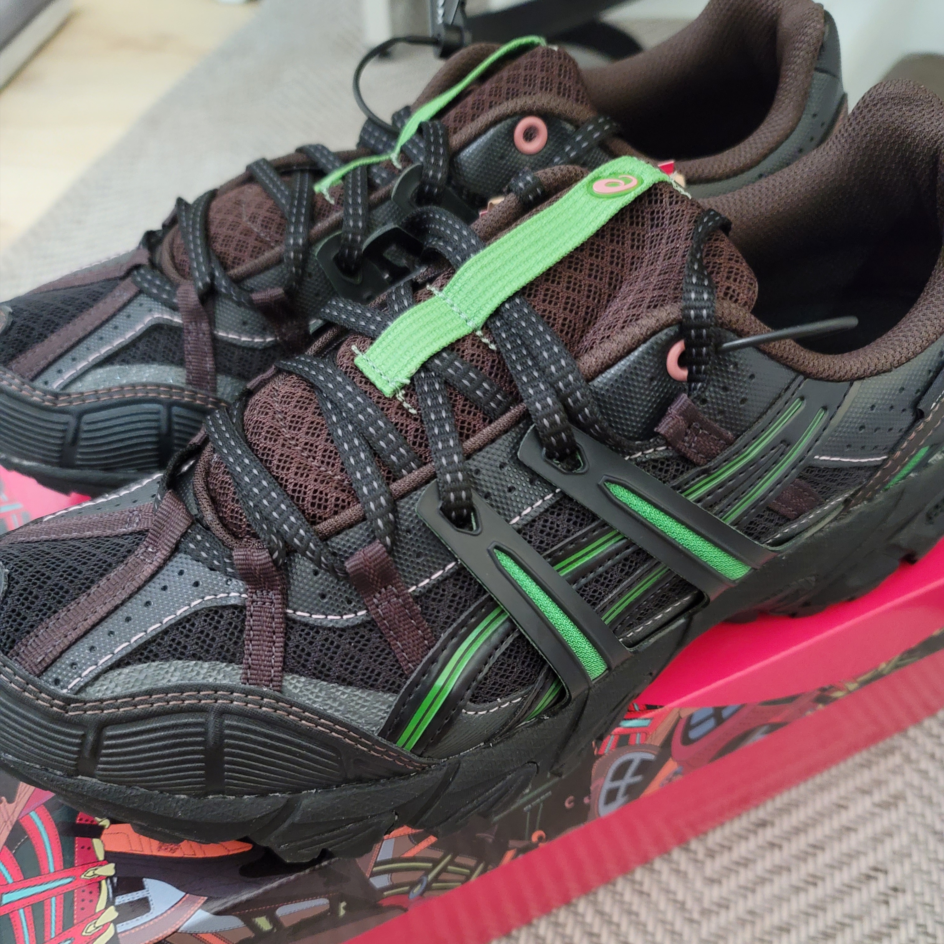 Asics x Andersson Bell Gel-Sonoma 15-50 Black Green 착용 스타일 - 1