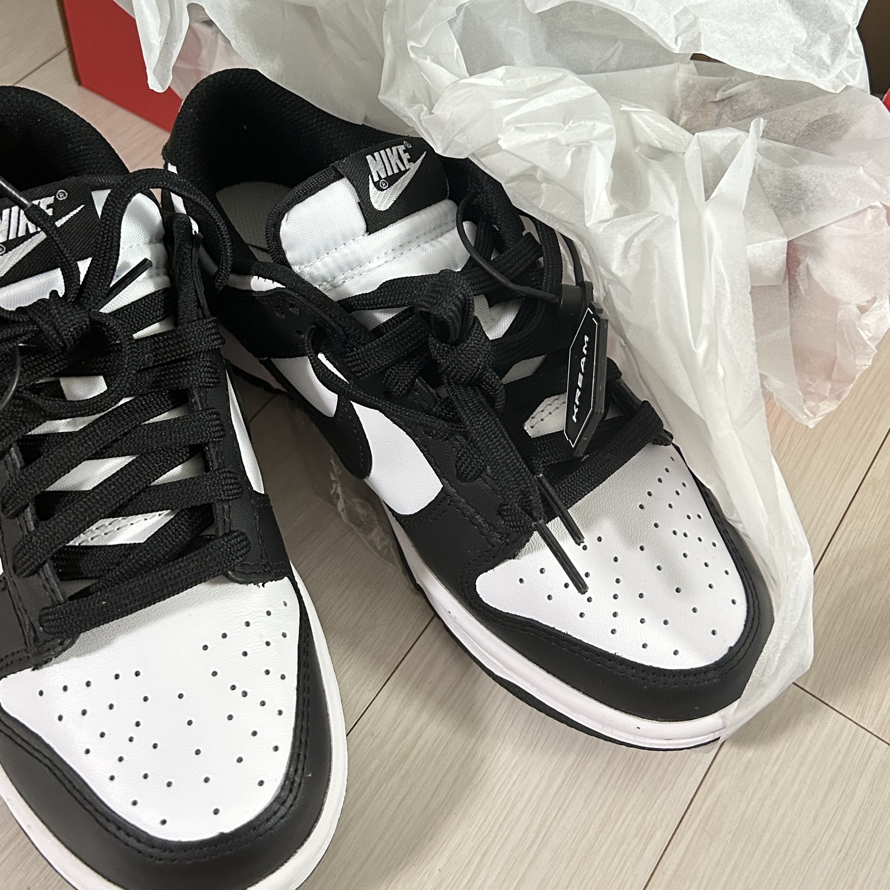 (W) Nike Dunk Low Black 착용 스타일
