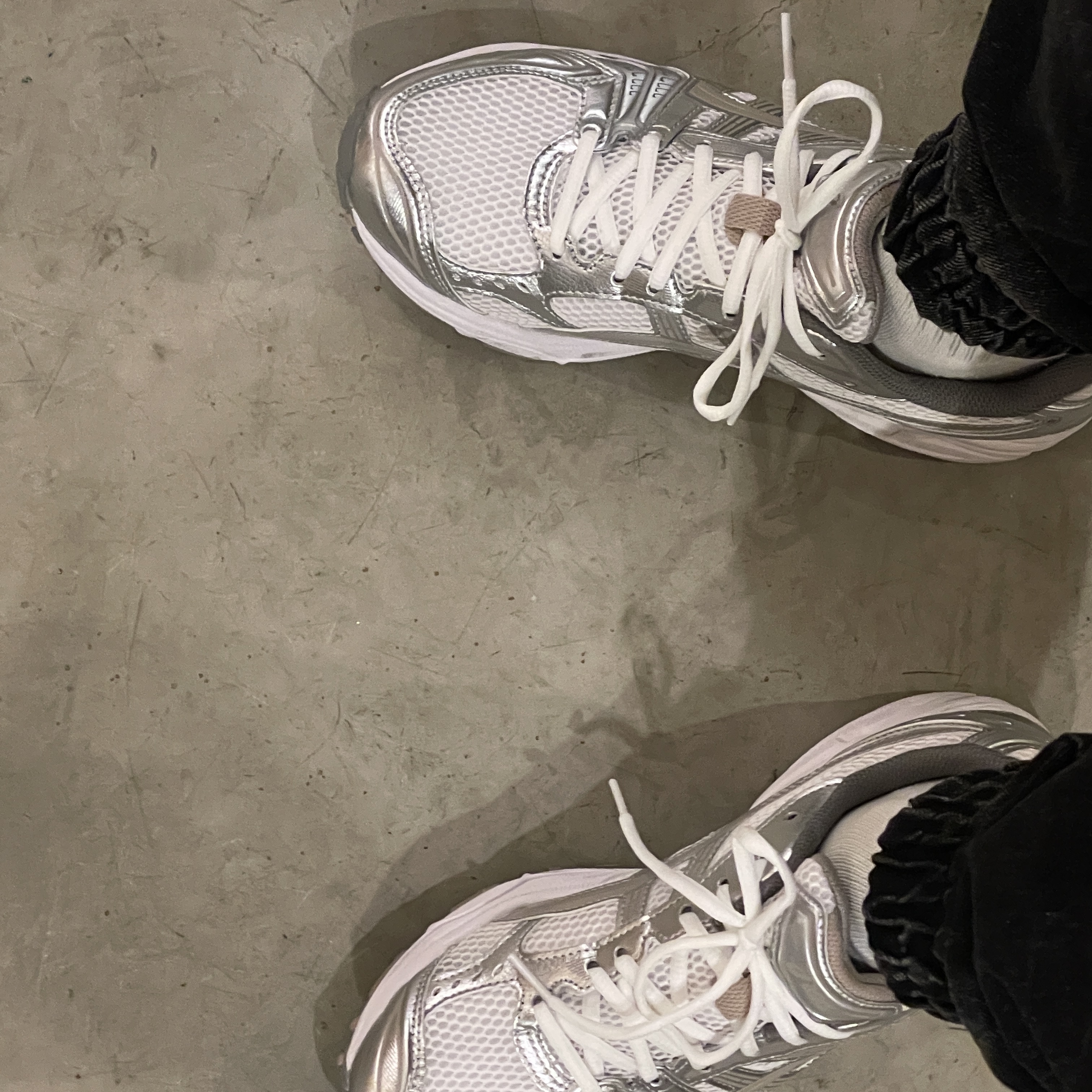 (W) Asics Gel-Kayano 14 White Moonrock 착용 스타일 - 2