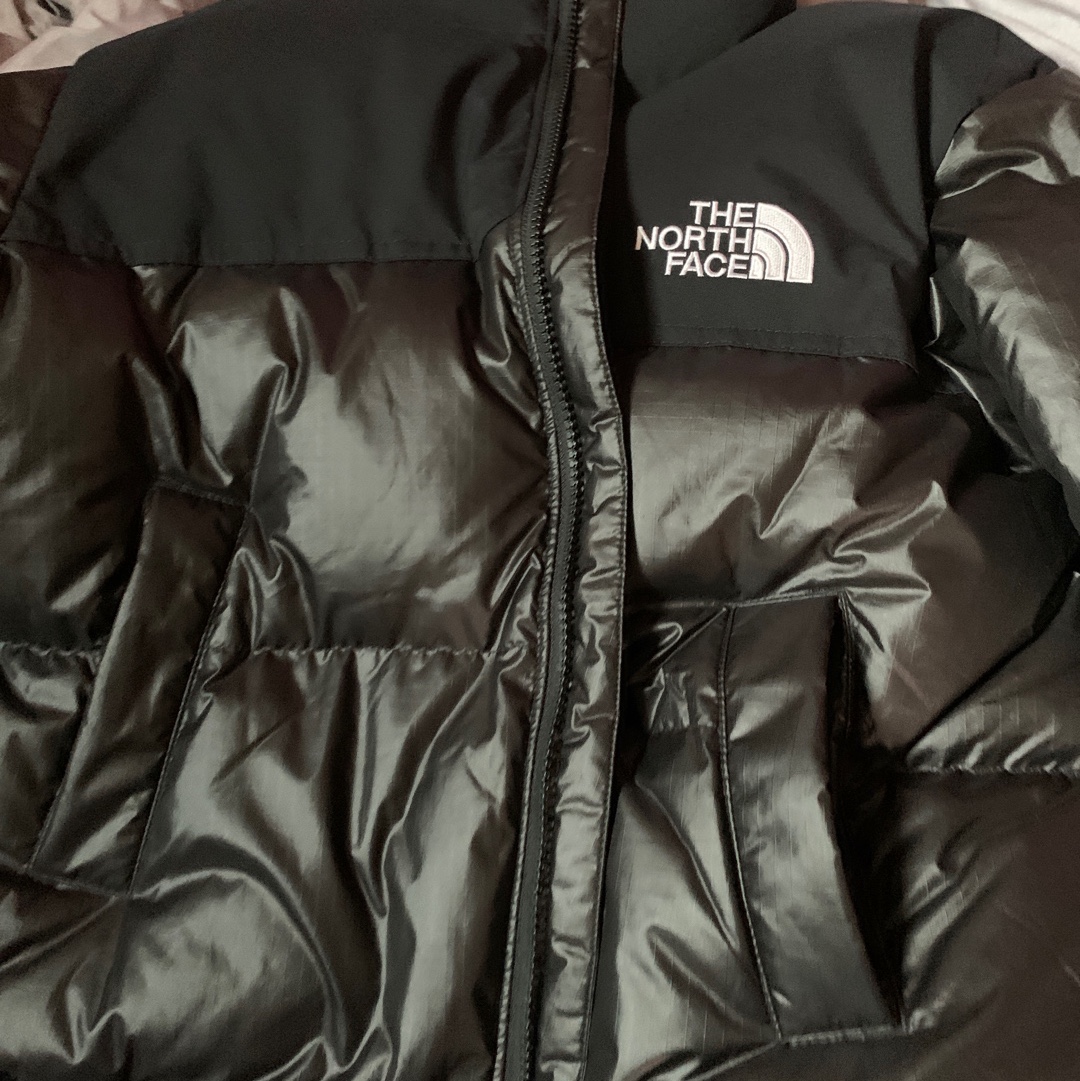 (W) The North Face White Label Novelty Nuptse Down Jacket Black 착용 스타일