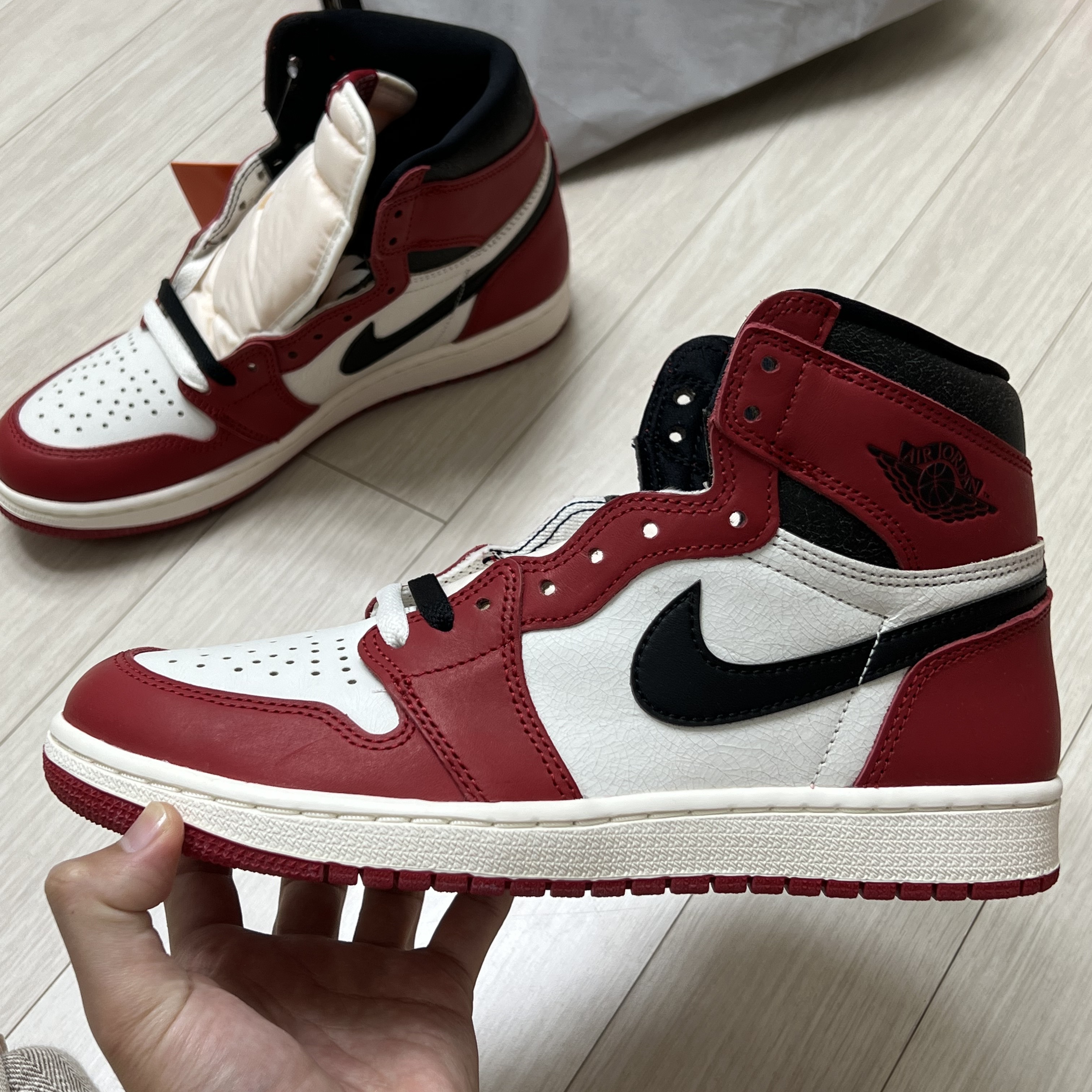 Jordan 1 Retro High OG Chicago 2022 착용 스타일 - 1