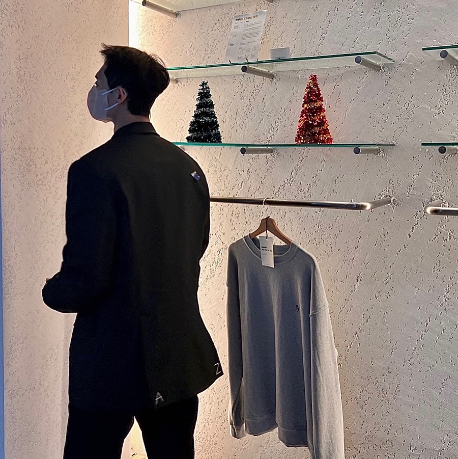 Zara x Ader Error Oversize Blazer Black 착용 스타일
