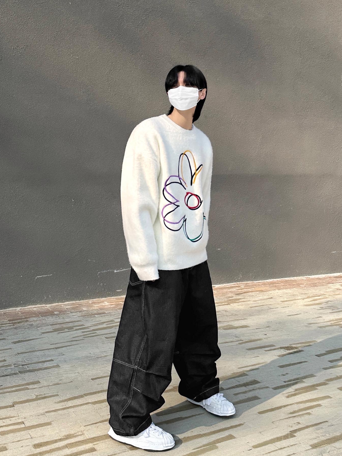 Maison Mihara Yasuhiro Blakey OG Sole Canvas Low-top Sneakers White 착용 스타일 - 3
