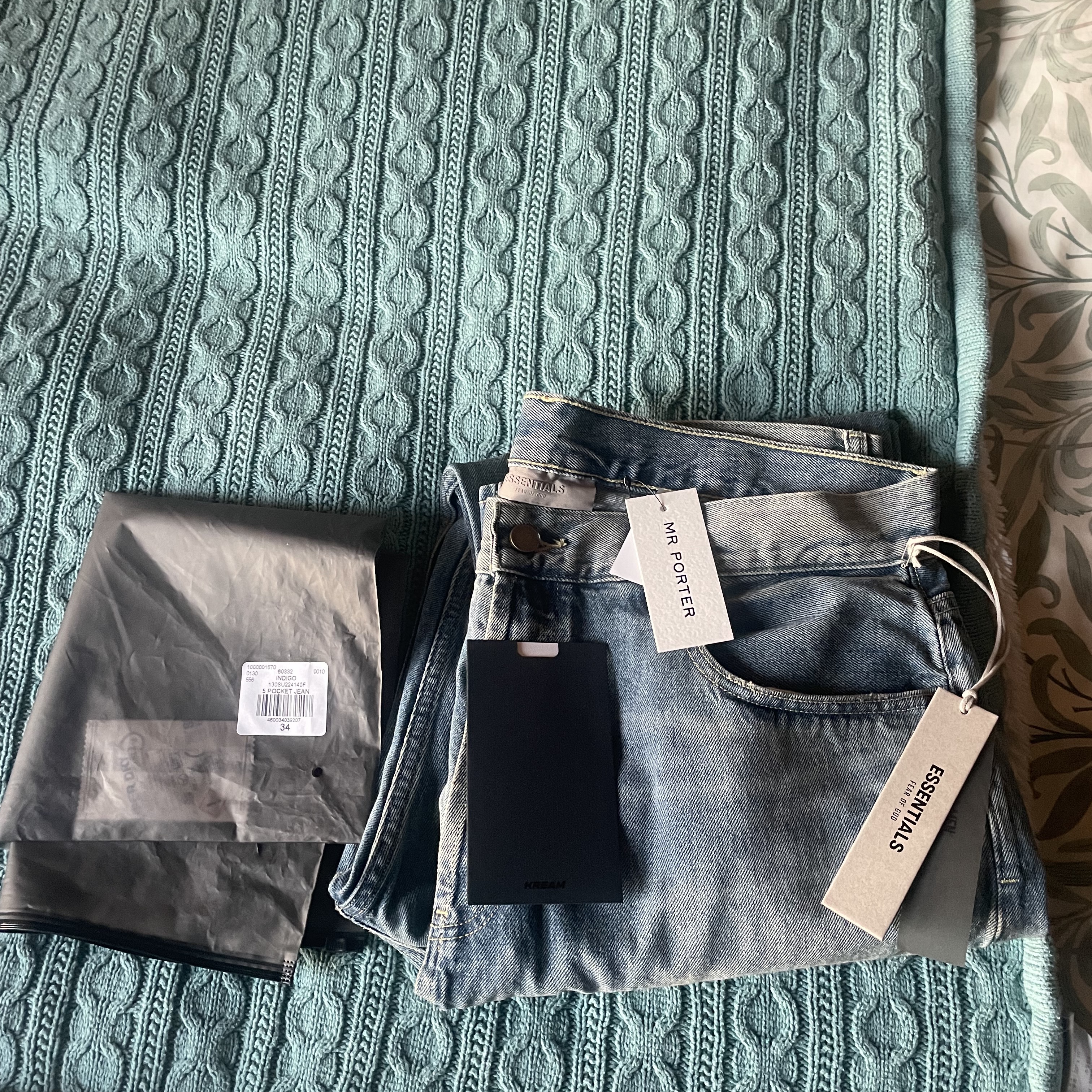 Essentials 5 Pocket Jean Indigo - 22FW 착용 스타일