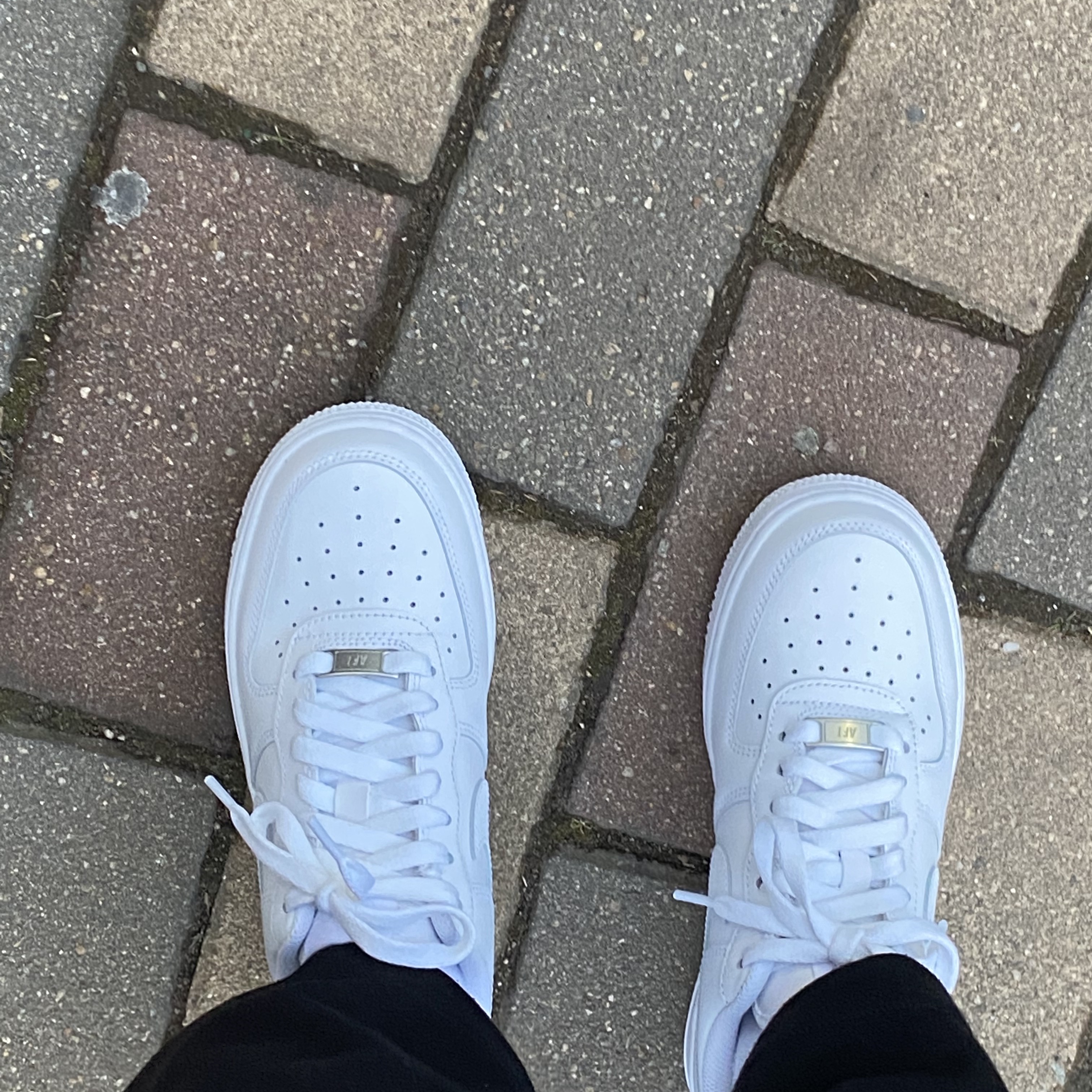 (W) Nike Air Force 1 '07 Low White 착용 스타일