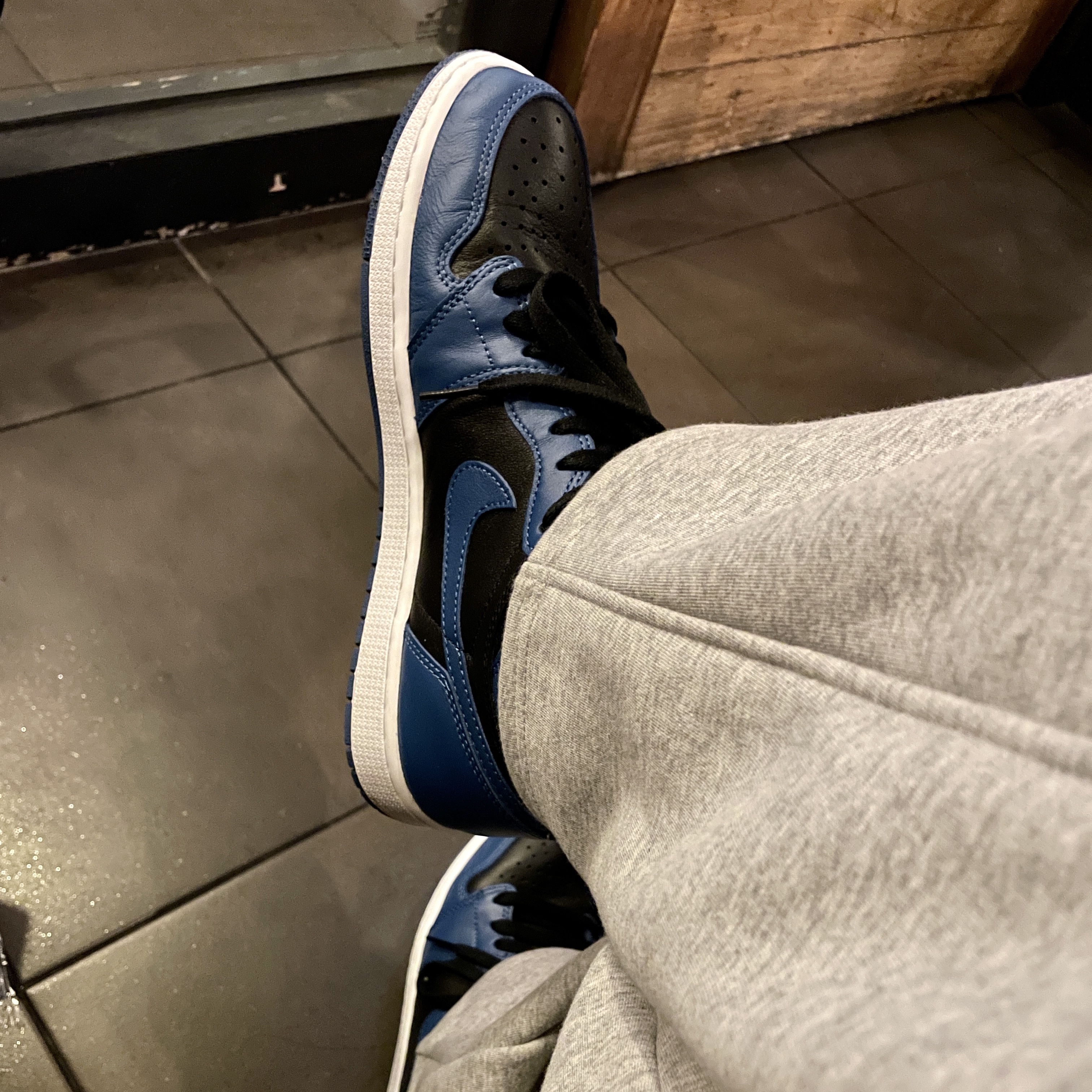 Jordan 1 Retro High OG Dark Marina Blue, (GS) Jordan 1 Retro High OG Dark Marina Blue 착용 스타일