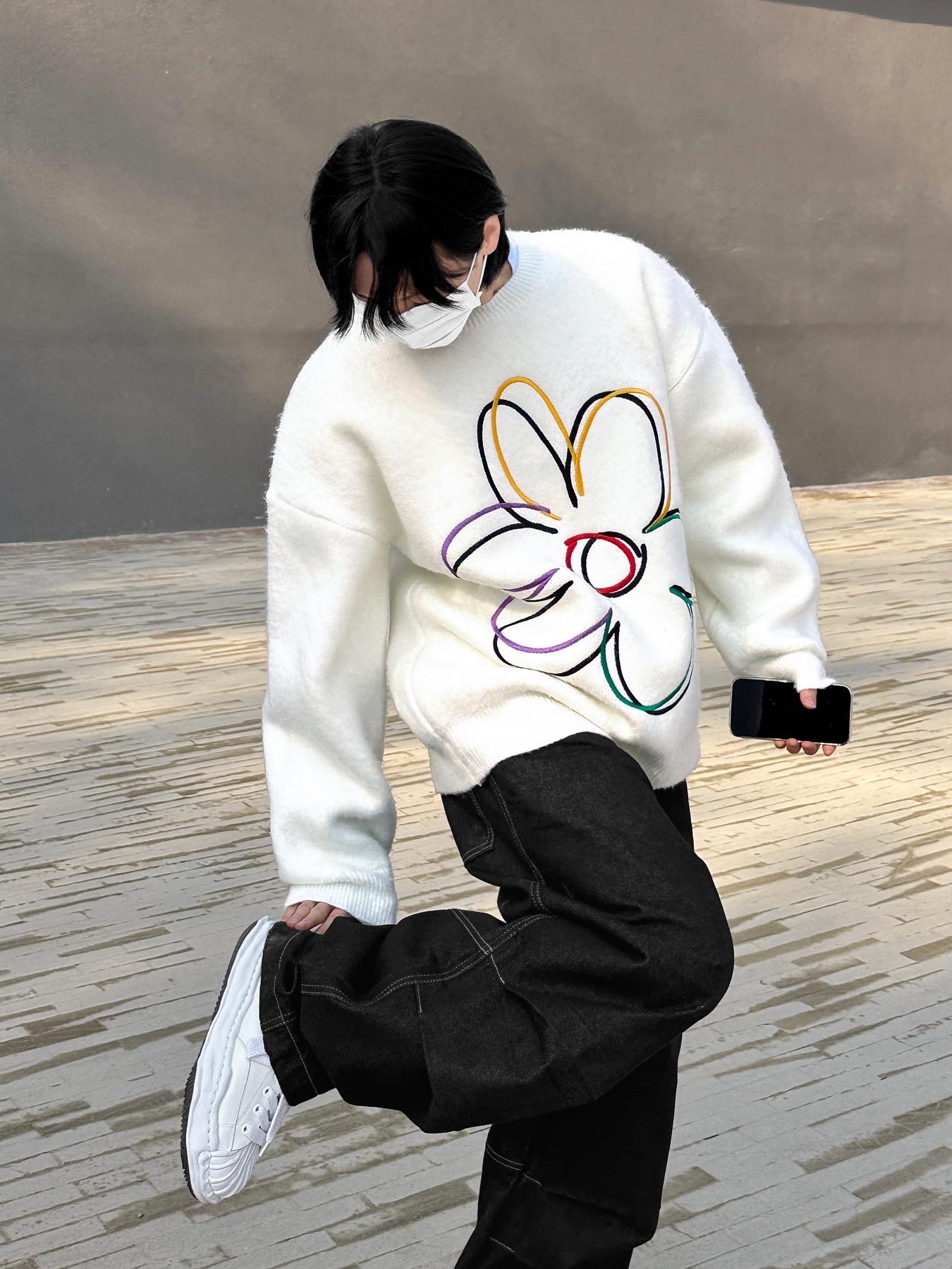 Maison Mihara Yasuhiro Blakey OG Sole Canvas Low-top Sneakers White 착용 스타일 - 5
