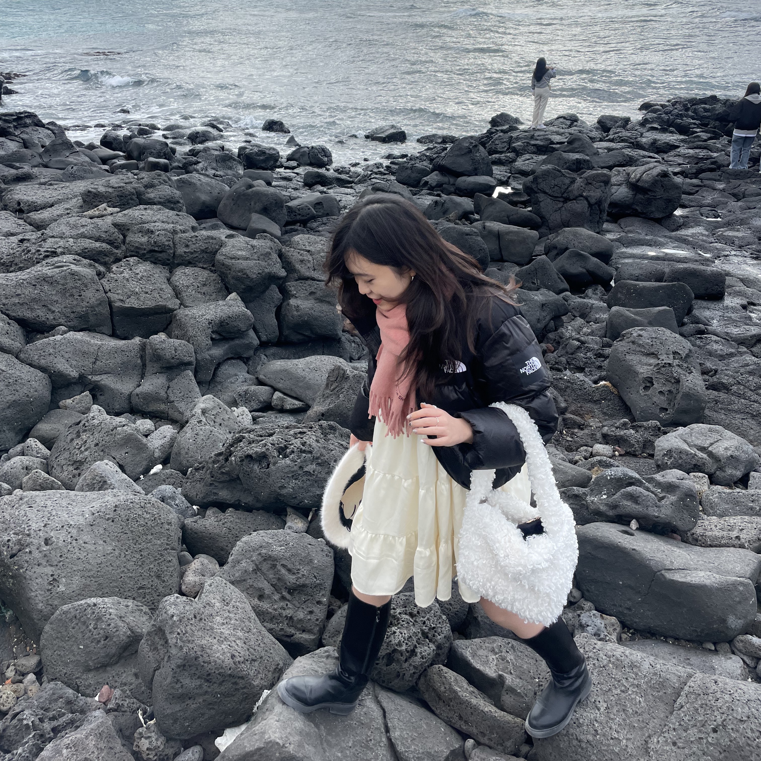(W) The North Face White Label Novelty Nuptse Down Jacket Black, Acne Studios Canada Narrow New Wool Muffler Rose Melange 착용 스타일