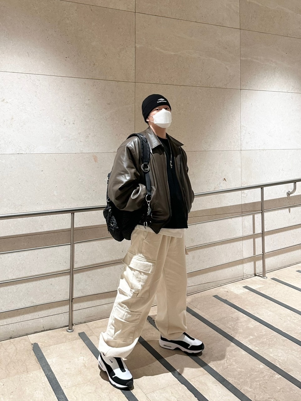 Nike x Comme des Garcons Homme Plus Air Max Sunder SP White Black 착용 스타일 - 1