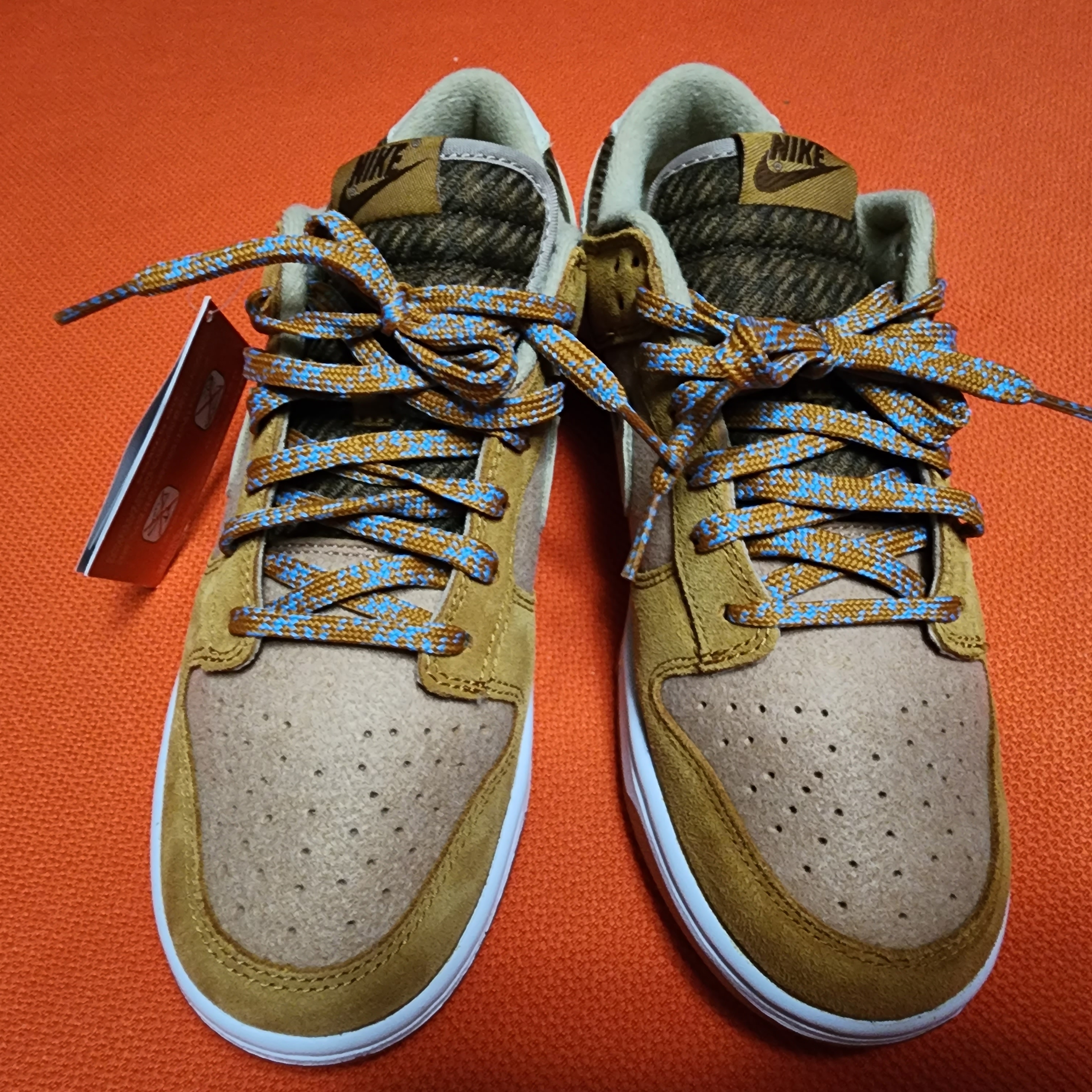 Nike Dunk Low SE Praline Desert Ochre 착용 스타일 - 1