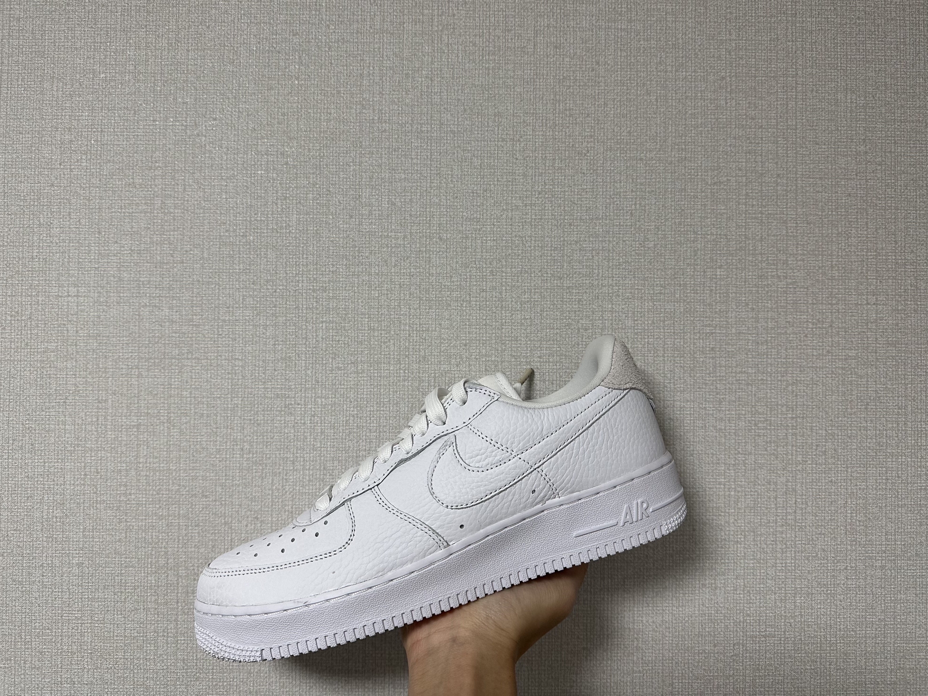 Nike Air Force 1 '07 Craft Vast Grey, Nike x Drake Nocta Air Force 1 Low SP Certified Lover Boy White 착용 스타일 - 2
