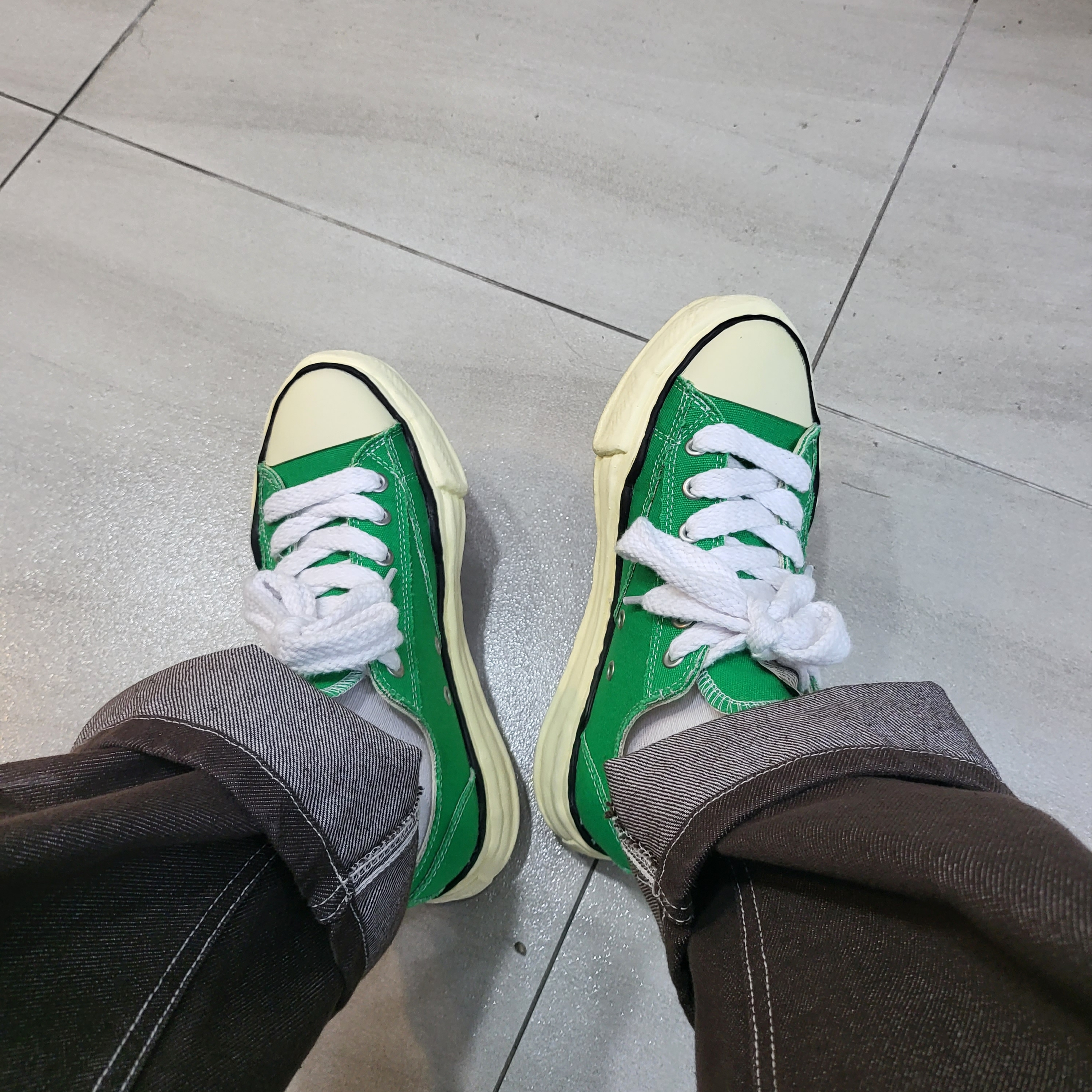 Maison Mihara Yasuhiro Peterson VL OG Sole Canvas Low-top Sneakers Green 착용 스타일 - 2