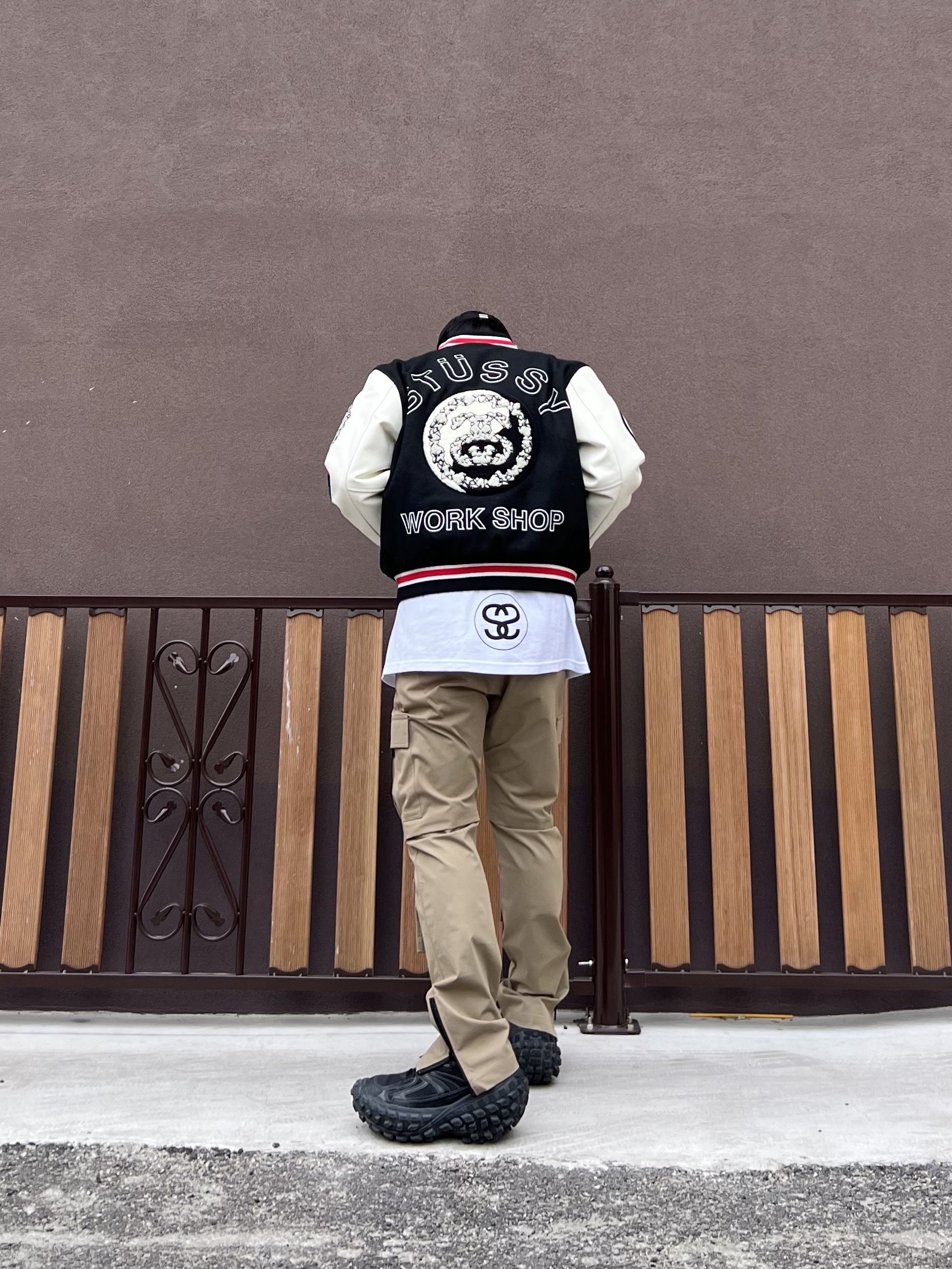 Stussy x Our Legacy x Denim Tears TTL Varsity Jacket Black, Balenciaga Defender Sneakers Black 착용 스타일 - 2