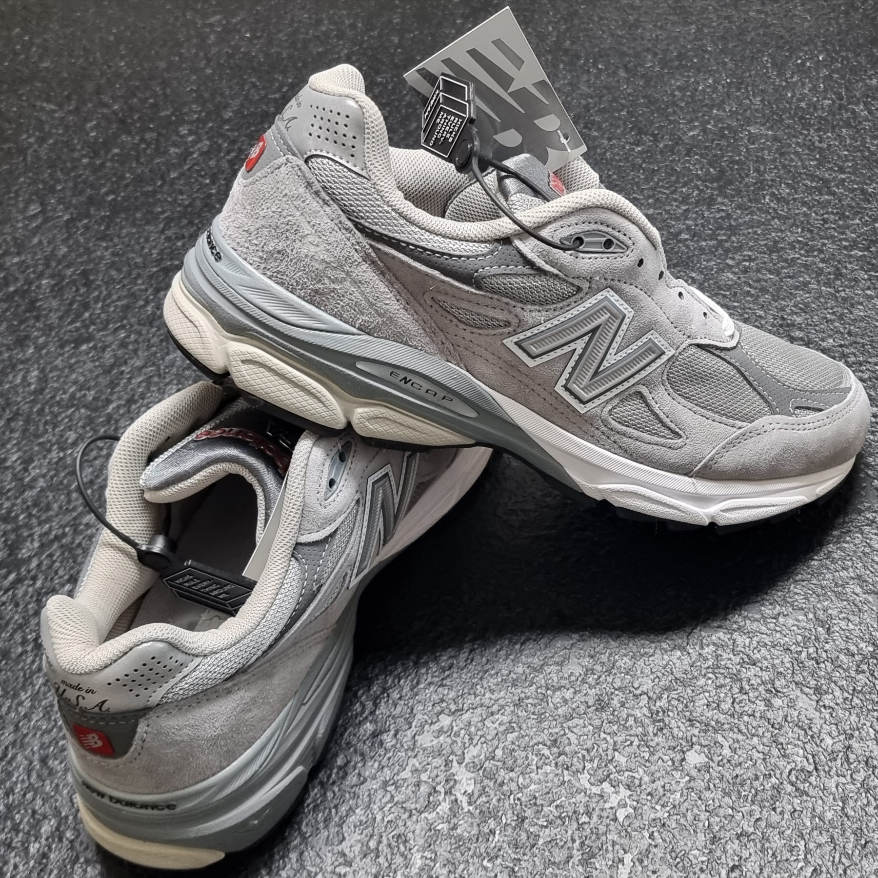 New Balance 990v3 Made in USA Grey - D Standard 착용 스타일 - 1