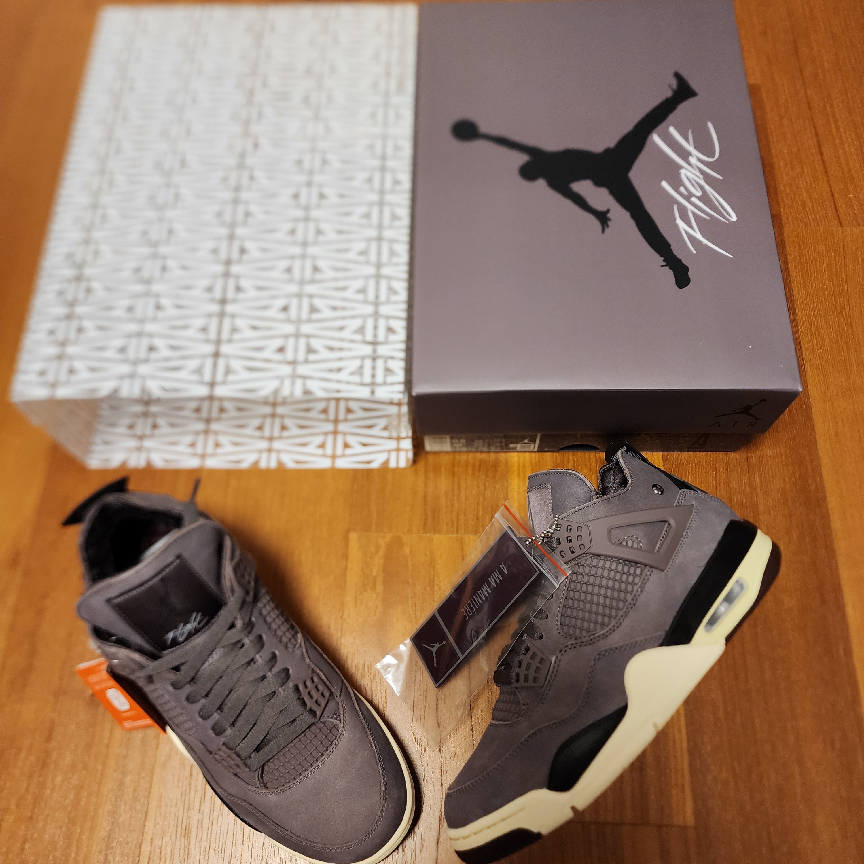 Jordan 4 x A Ma Maniere Retro Violet Ore 착용 스타일 - 2