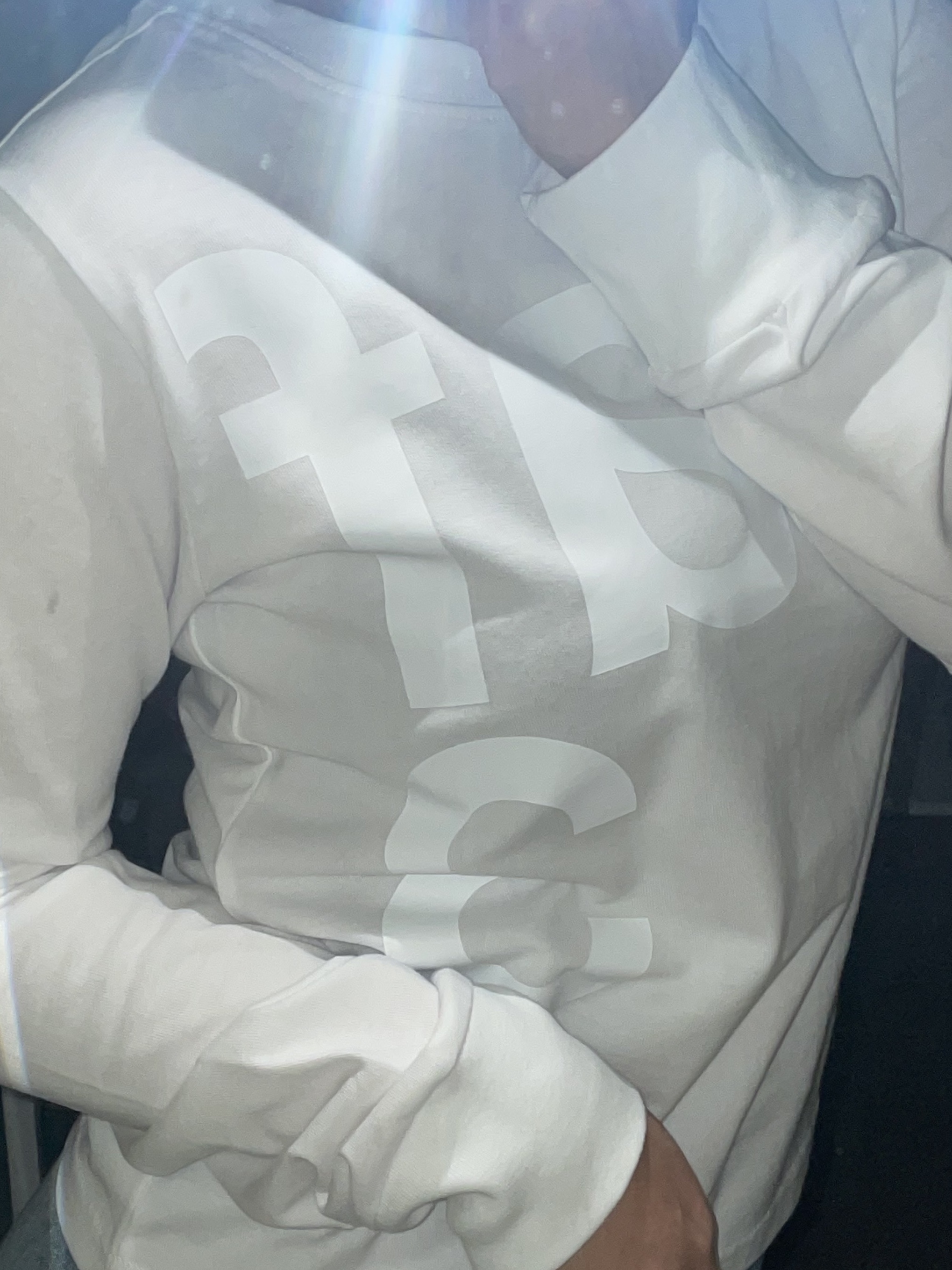 [KREAM 단독] Safarispot Women 1/2 Basic Safari LS T-Shirt White 착용 스타일