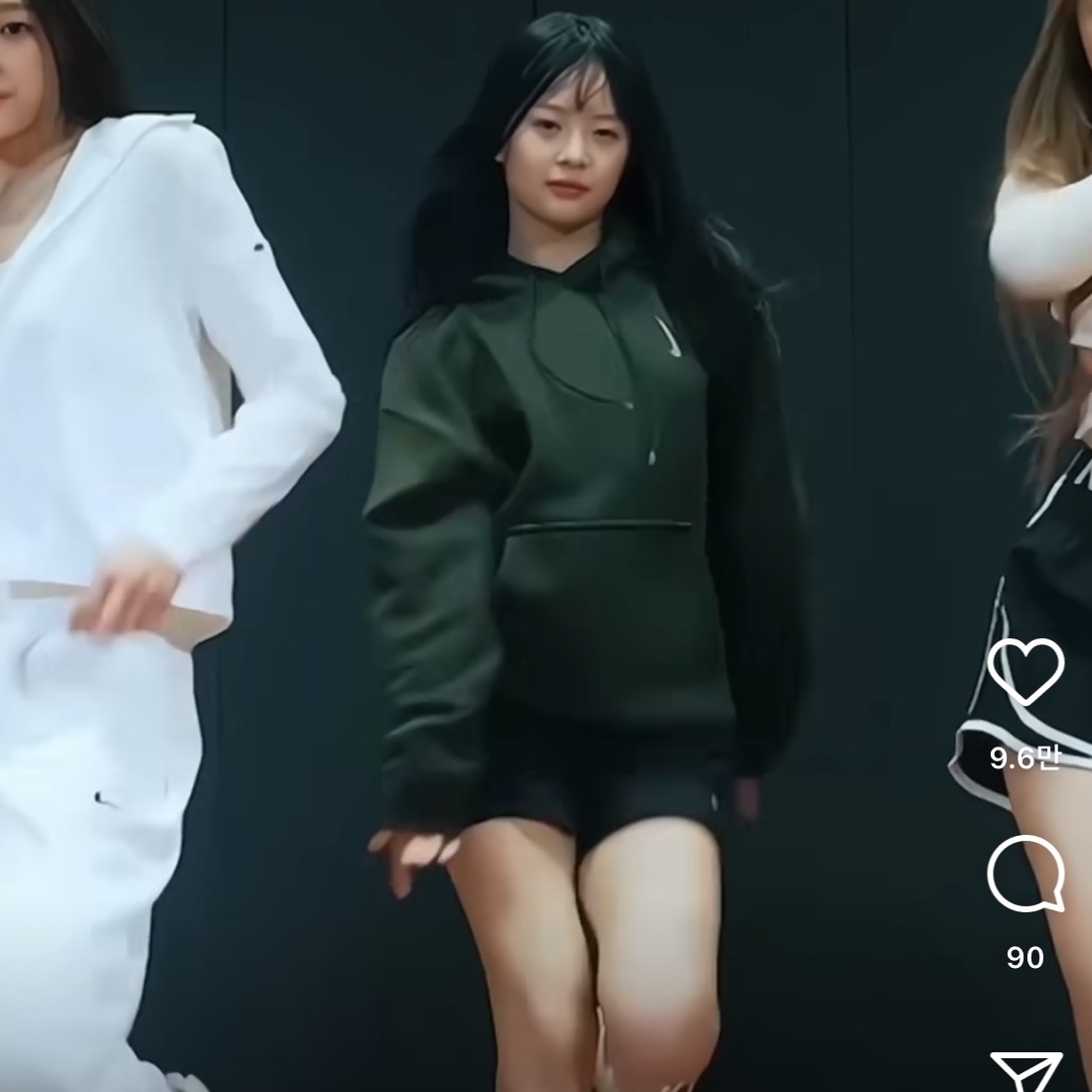Nike x Billie Eilish NRG Fleece Hoodie Sequoia - Asia 착용 스타일 - 2
