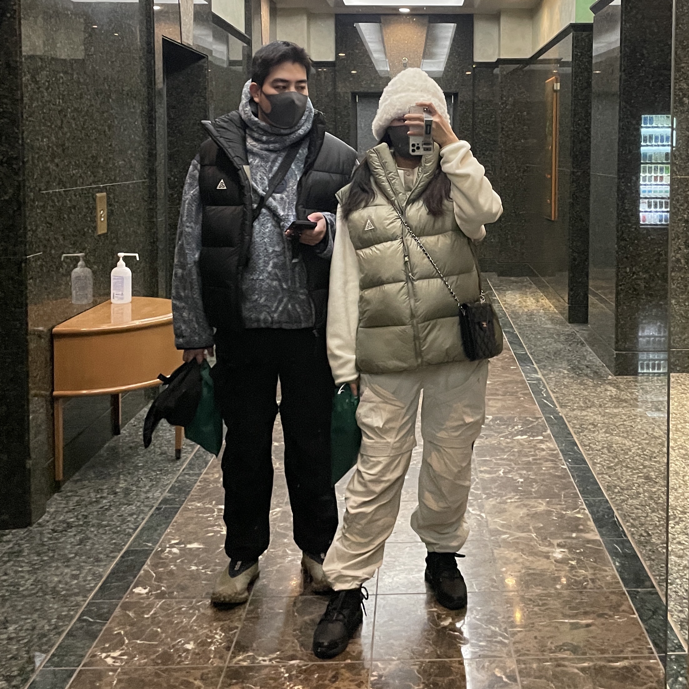 Nike ACG Polartec Wolf Tree Pants Off Noir - Asia, Nike ACG Therma-Fit ADV Lunar Lake Puffer Jacket Black - Asia 착용 스타일 - 2