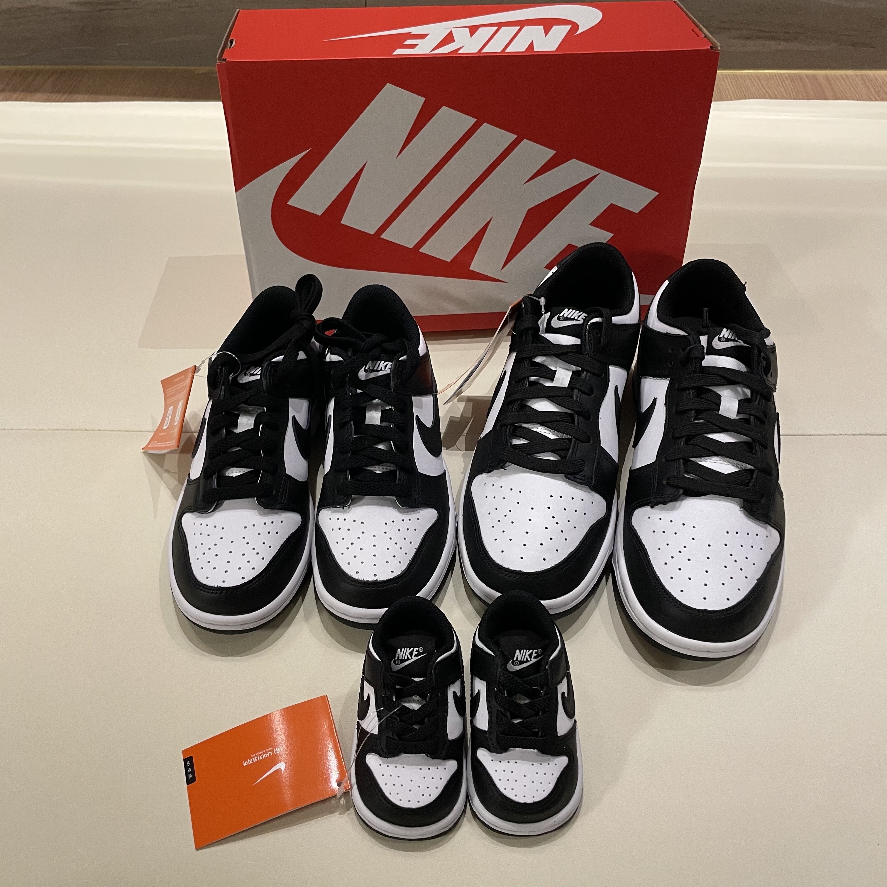 (TD) Nike Dunk Low Black 착용 스타일