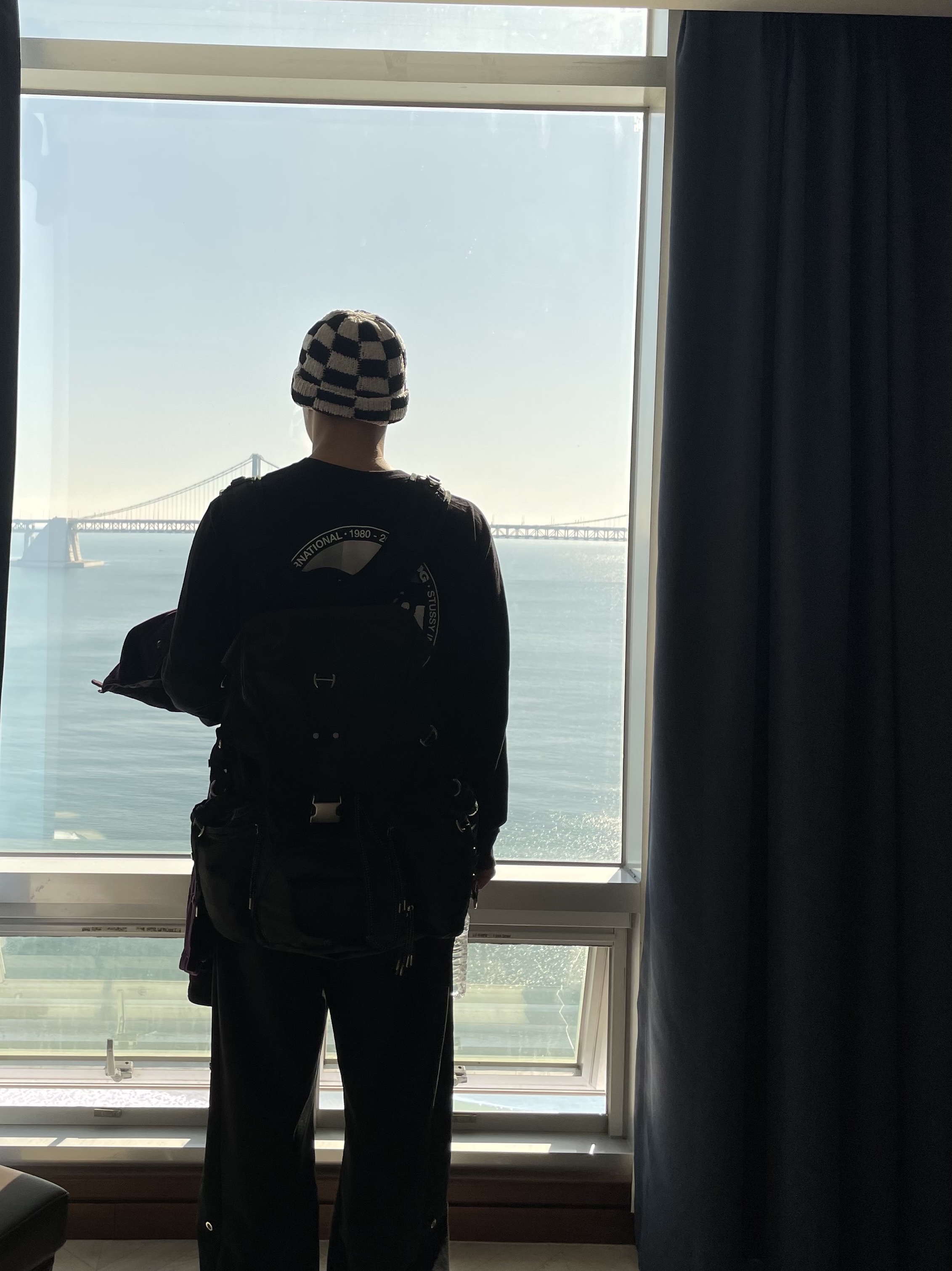 Stussy Crochet Checkered Beanie Black, Adidas Superstar Premium Black White 착용 스타일 - 2