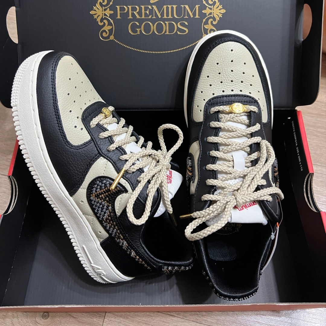 (W) Nike x Premium Goods Air Force 1 Low Black Sand 착용 스타일