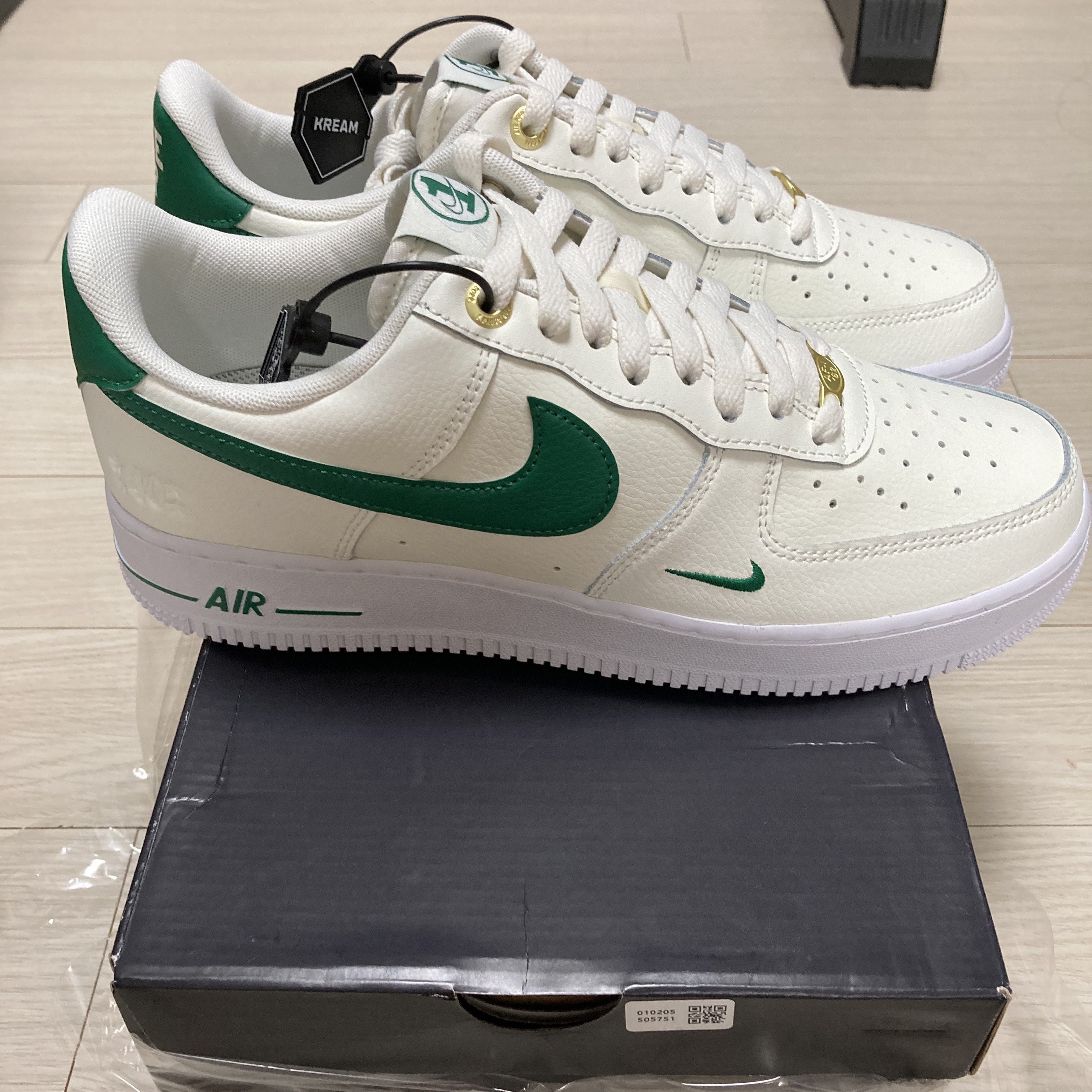Nike Air Force 1 '07 LV8 40th Anniversary Join Forces Sail Malachite 착용 스타일 - 2