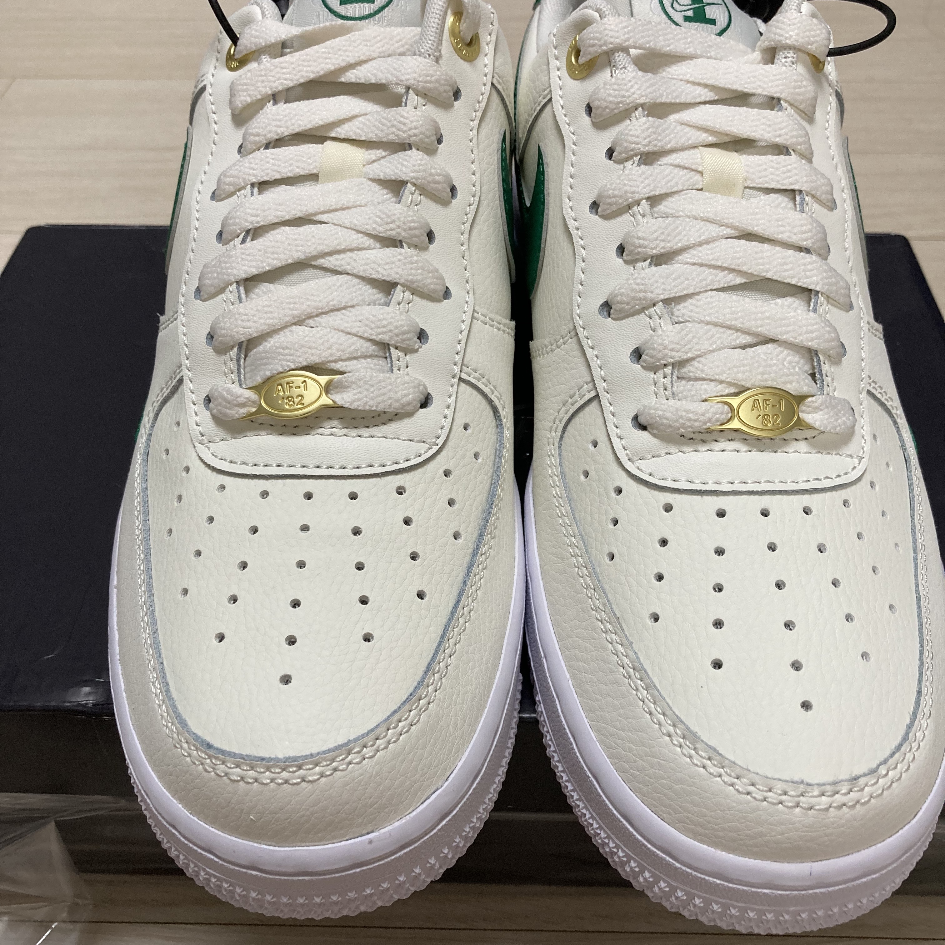 Nike Air Force 1 '07 LV8 40th Anniversary Join Forces Sail Malachite 착용 스타일 - 1