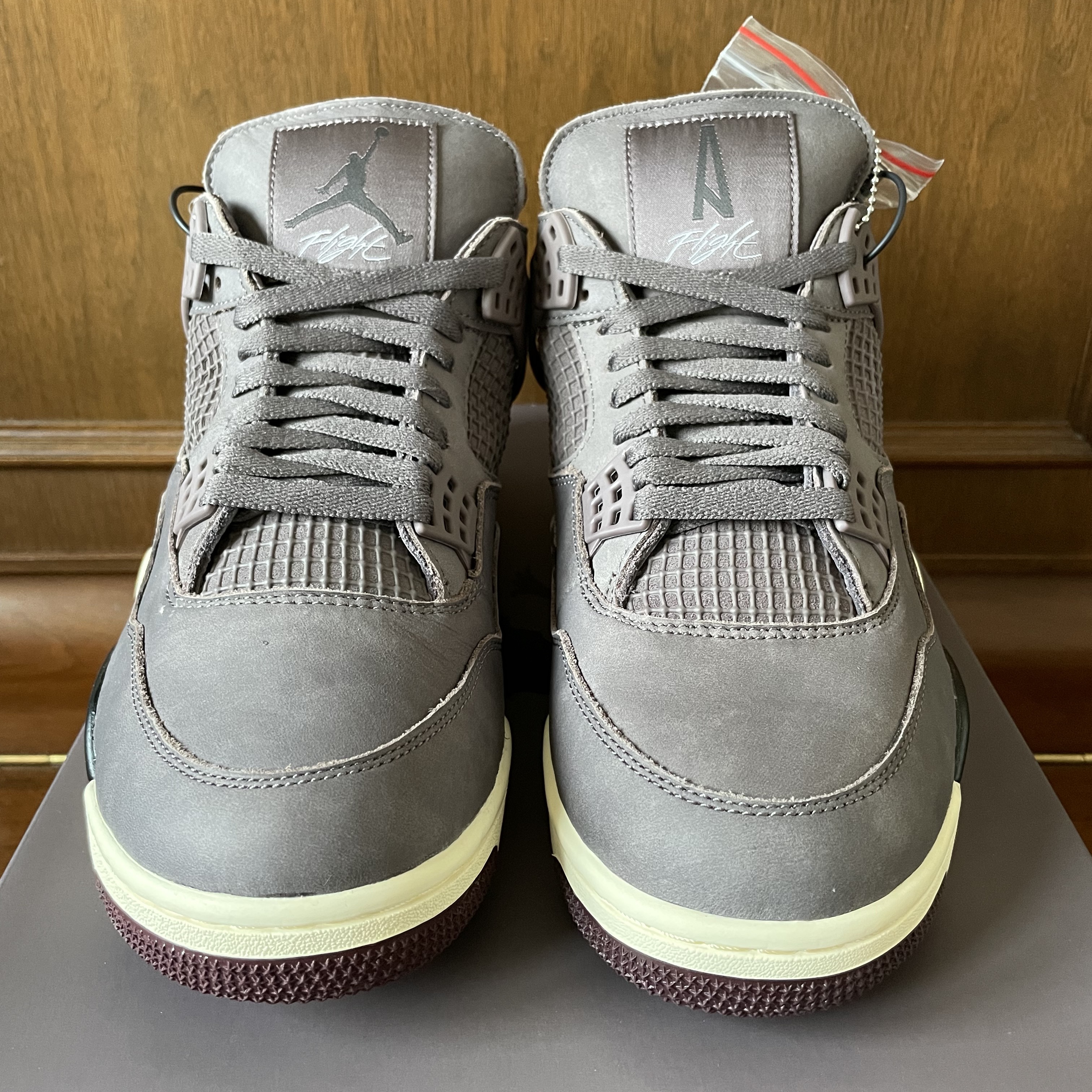 Jordan 4 x A Ma Maniere Retro Violet Ore 착용 스타일 - 2