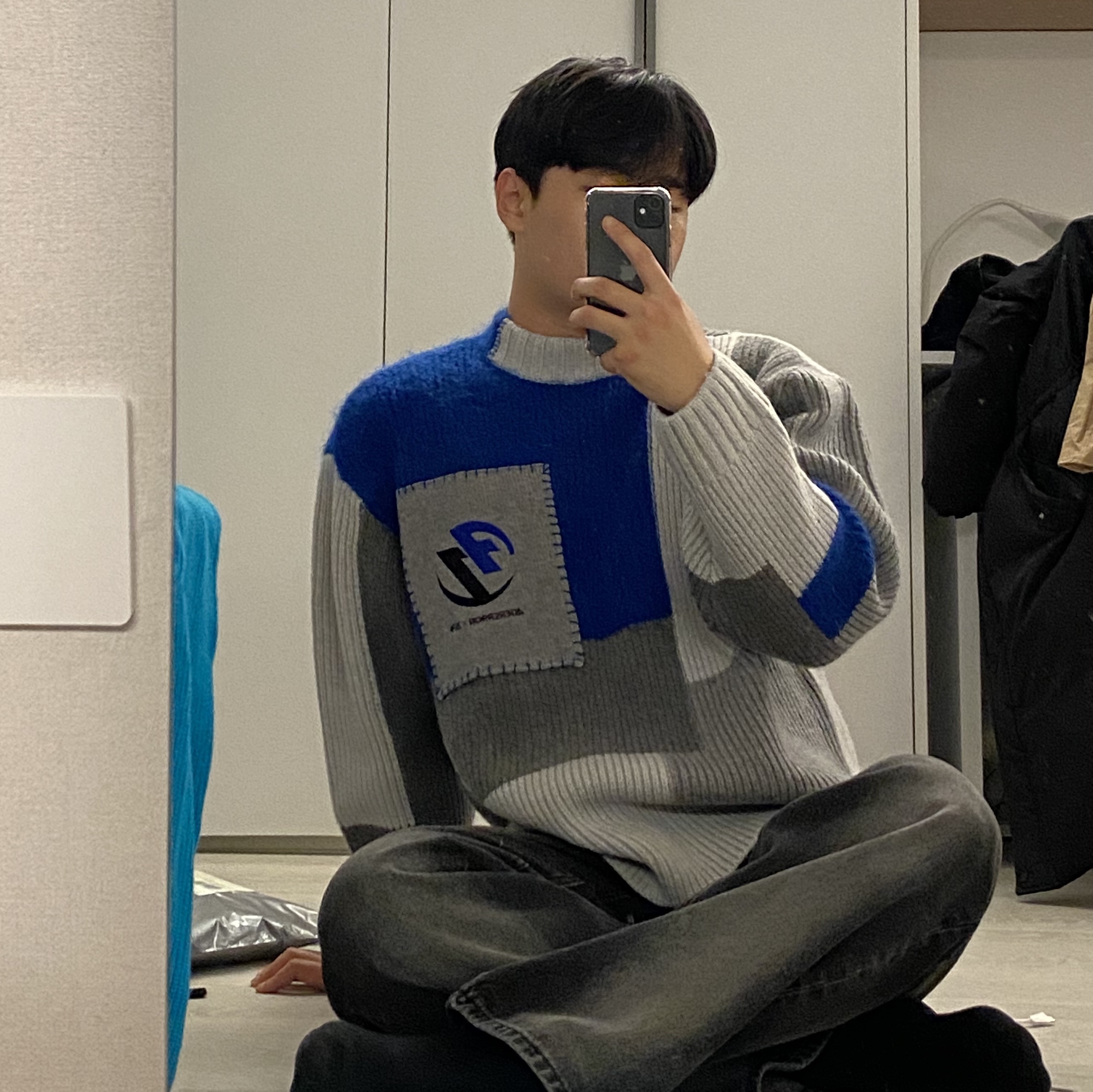 Zara x Ader Error Patchwork Oversize Knit Sweater Multicolor 착용 스타일
