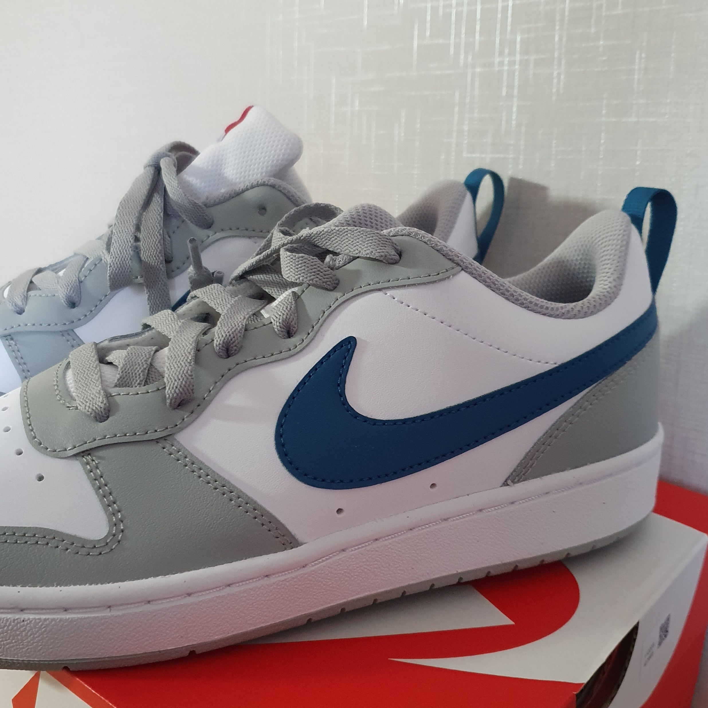 (GS) Nike Court Borough Low 2 Light Smoke Grey 착용 스타일