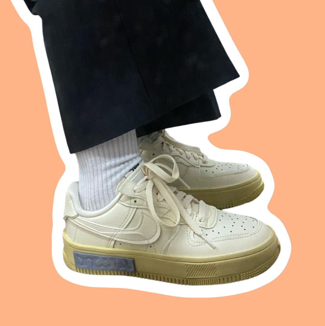 (W) Nike Air Force 1 Fontanka Coconut Milk 착용 스타일
