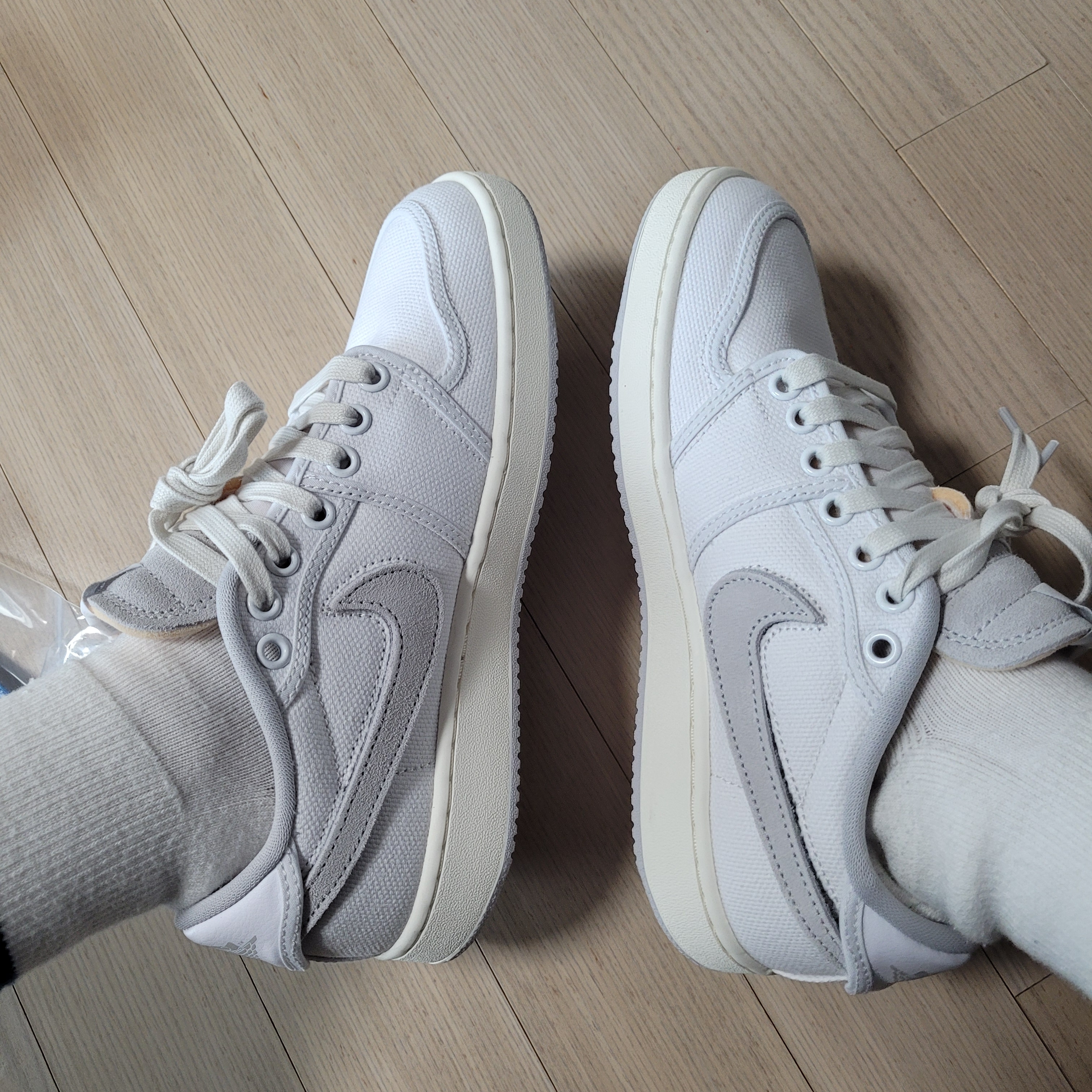 Jordan 1 x Union KO Low White 착용 스타일 - 3