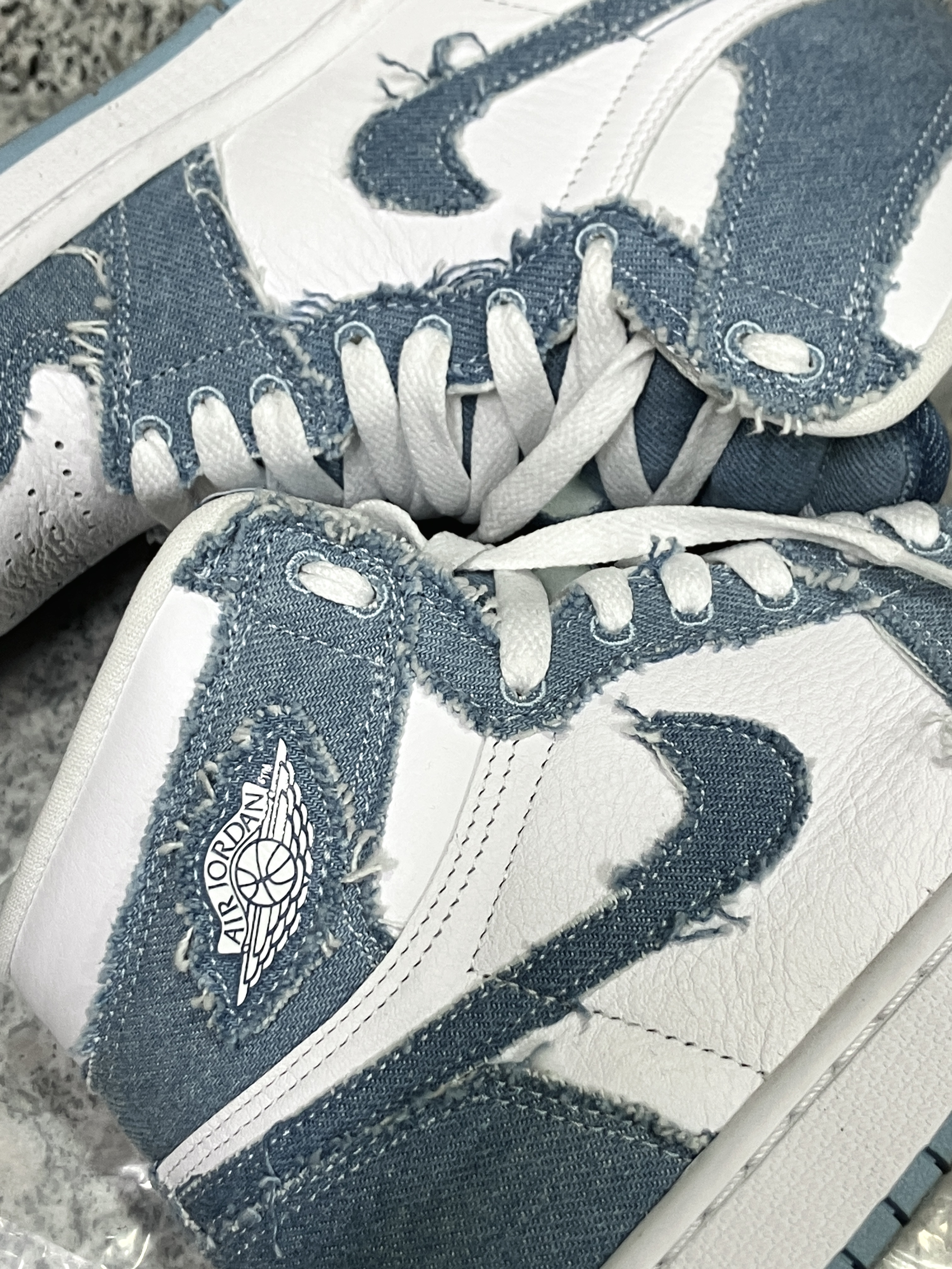 (W) Jordan 1 Retro High OG Denim 착용 스타일