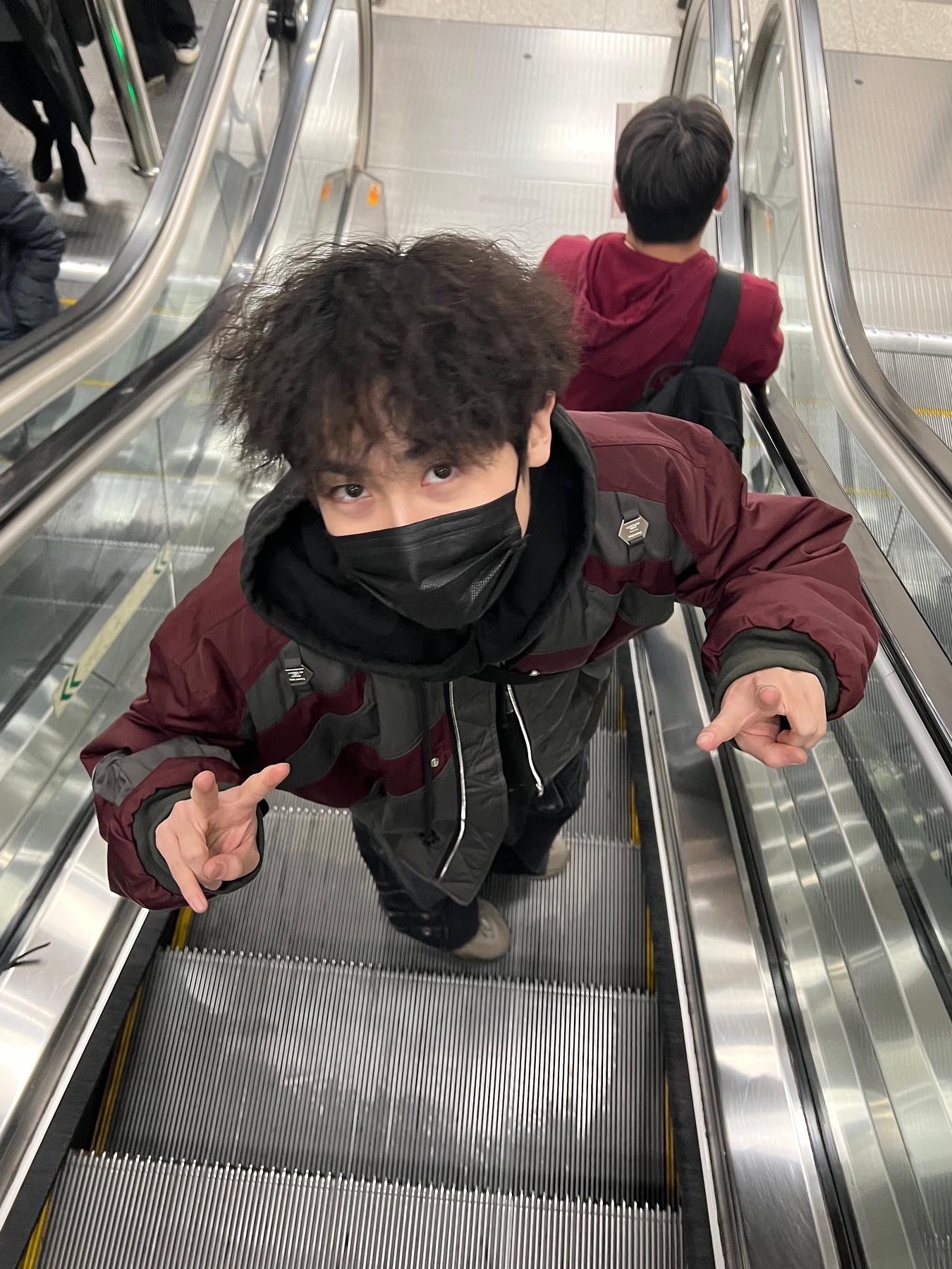 Undermycar x Ohhyunseog Boltume.2 Hardware Combo Flight Jacket Cordovan - 22SS, Adidas Yeezy Foam RNNR Stone Sage 착용 스타일