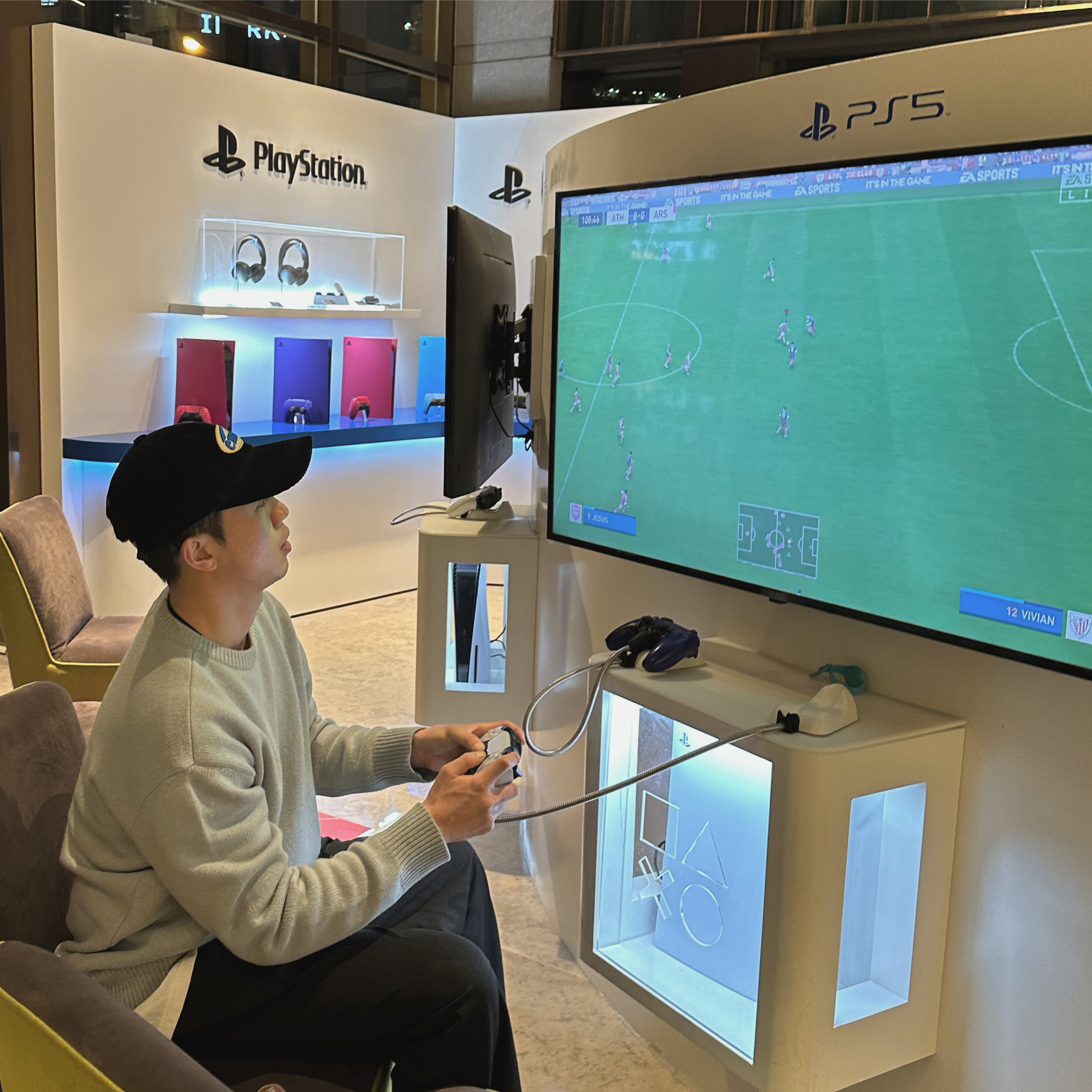 Playstation 5 Blu-ray Edition (SIEK 220V) 착용 스타일